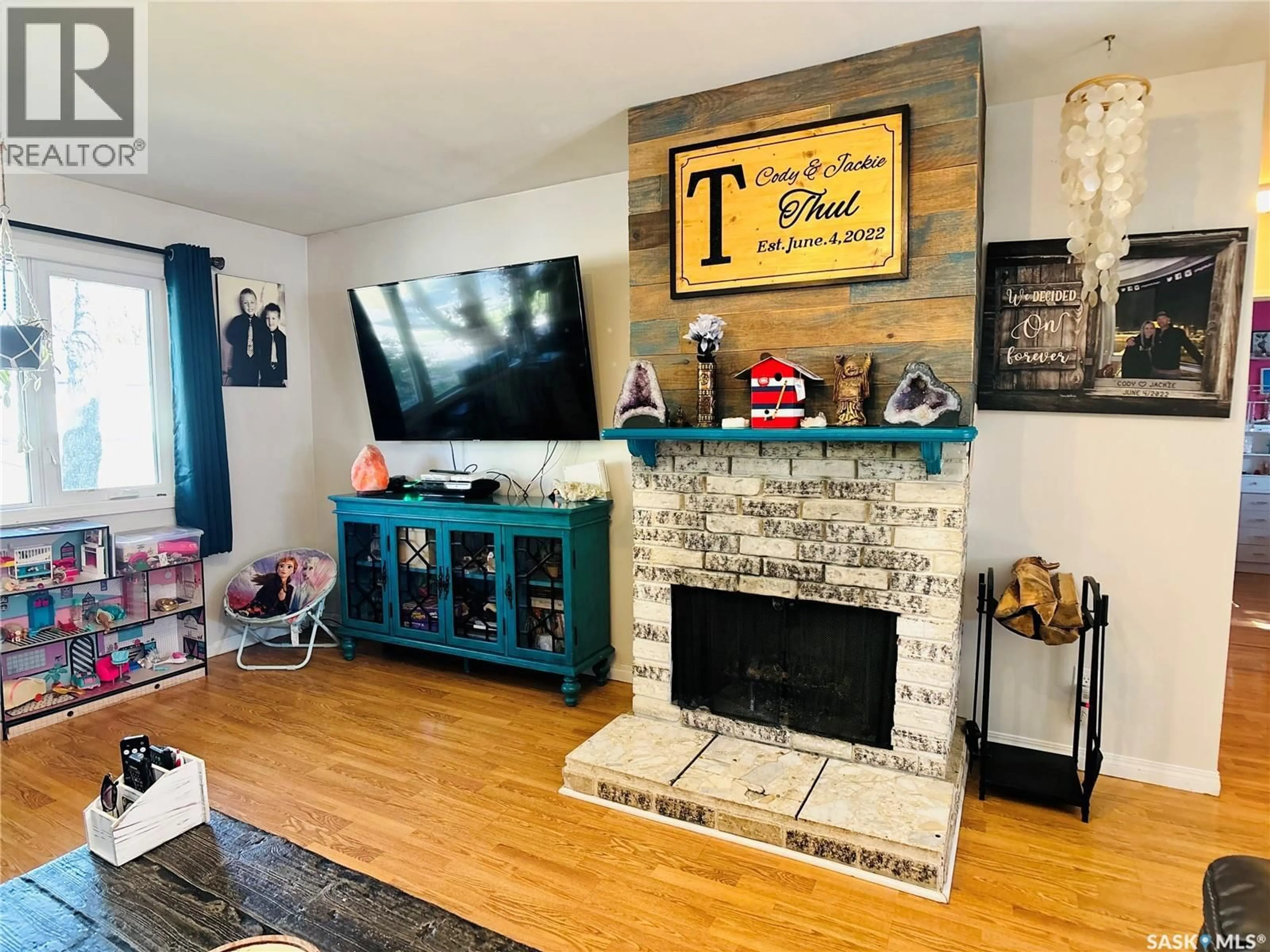 Living room with furniture, unknown for 1703 MCCORMICK CRESCENT, Estevan Saskatchewan S4A1W4