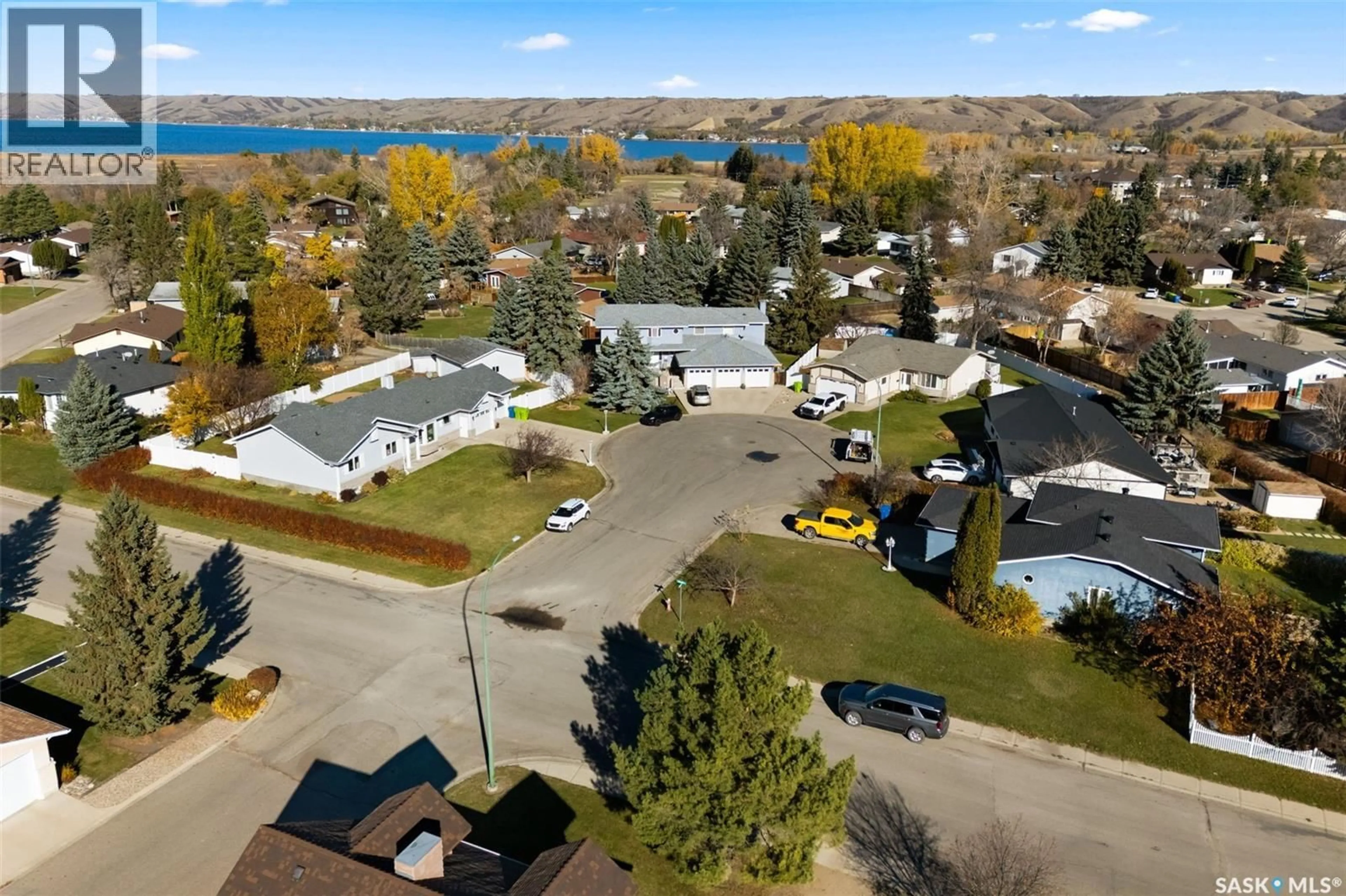 A pic from outside/outdoor area/front of a property/back of a property/a pic from drone, water/lake/river/ocean view for 1 MISSION PLACE, Fort Qu'Appelle Saskatchewan S0G1S0
