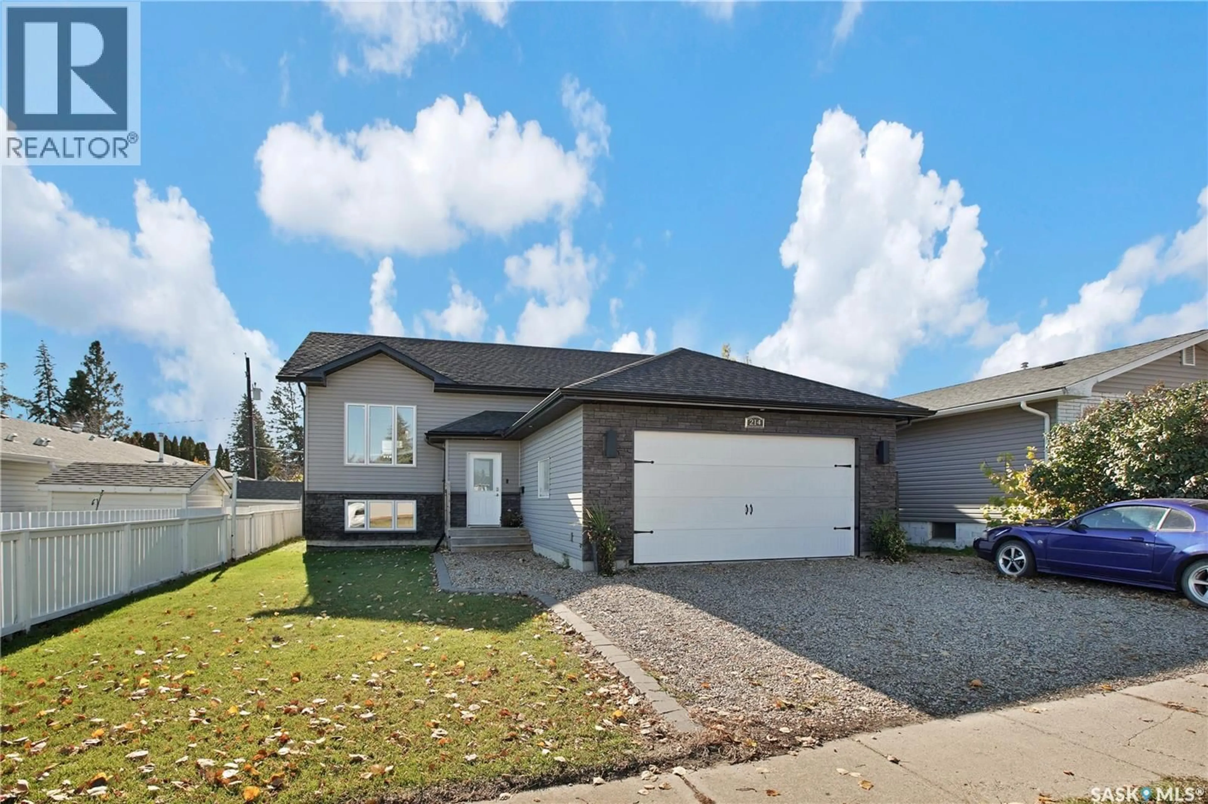 Home with vinyl exterior material, street for 214 4TH STREET, Hague Saskatchewan S0K1X0