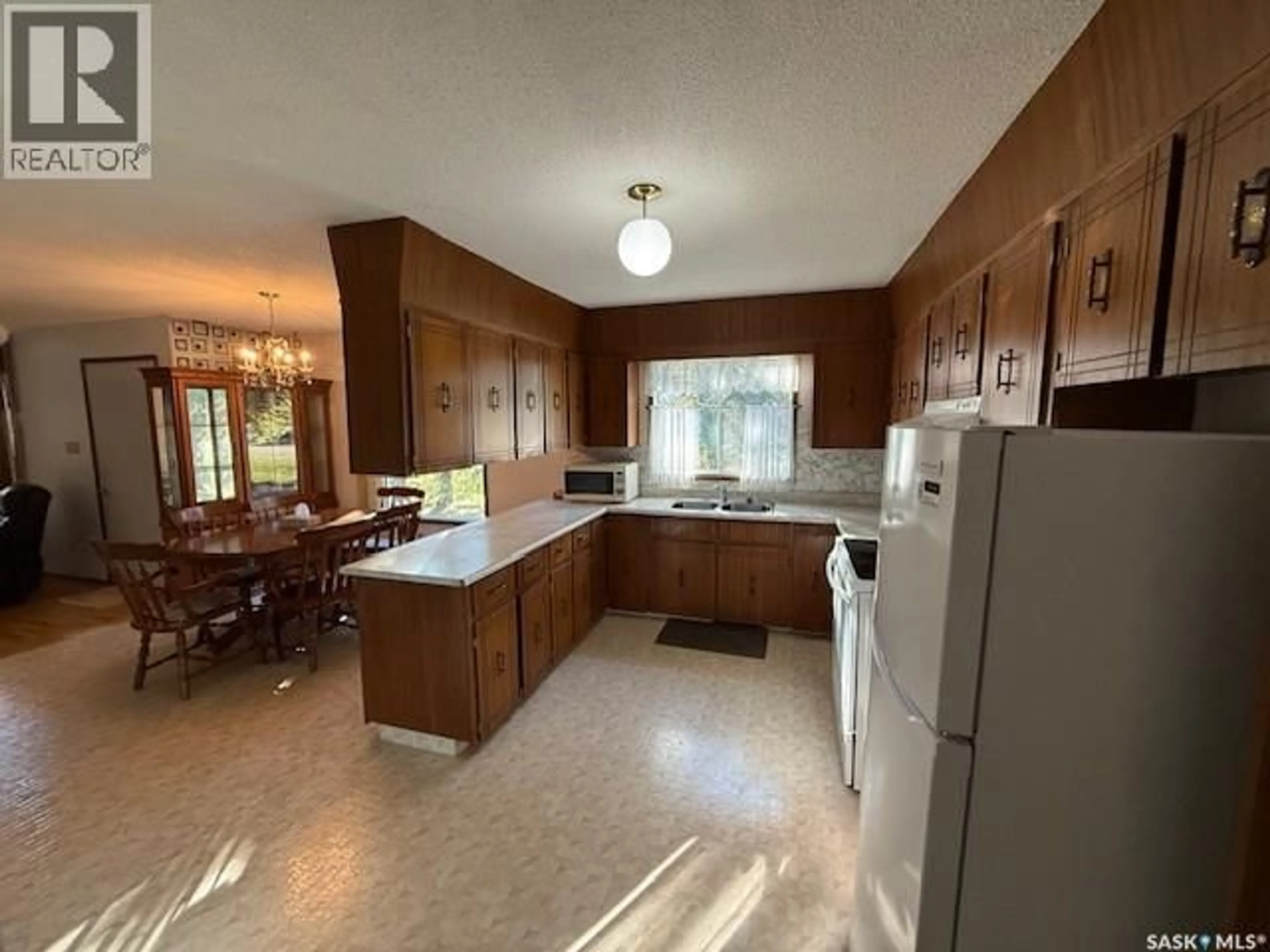 Standard kitchen, unknown for 128 FIRST AVENUE, Norquay Saskatchewan S0A2V0
