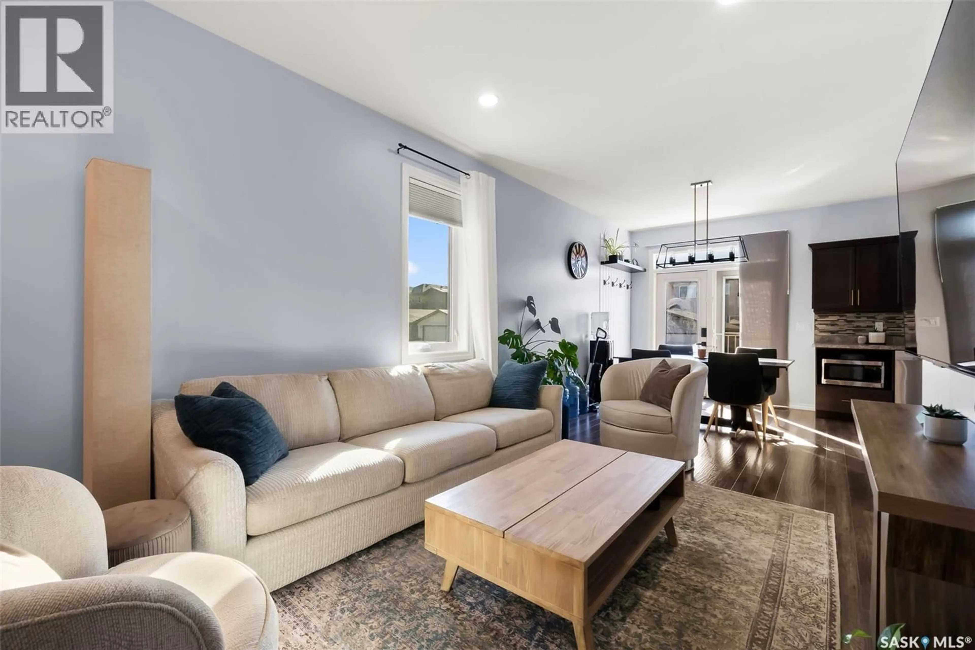 Living room with furniture, unknown for 2925 RIDGWAY AVENUE, Regina Saskatchewan S4X0M9