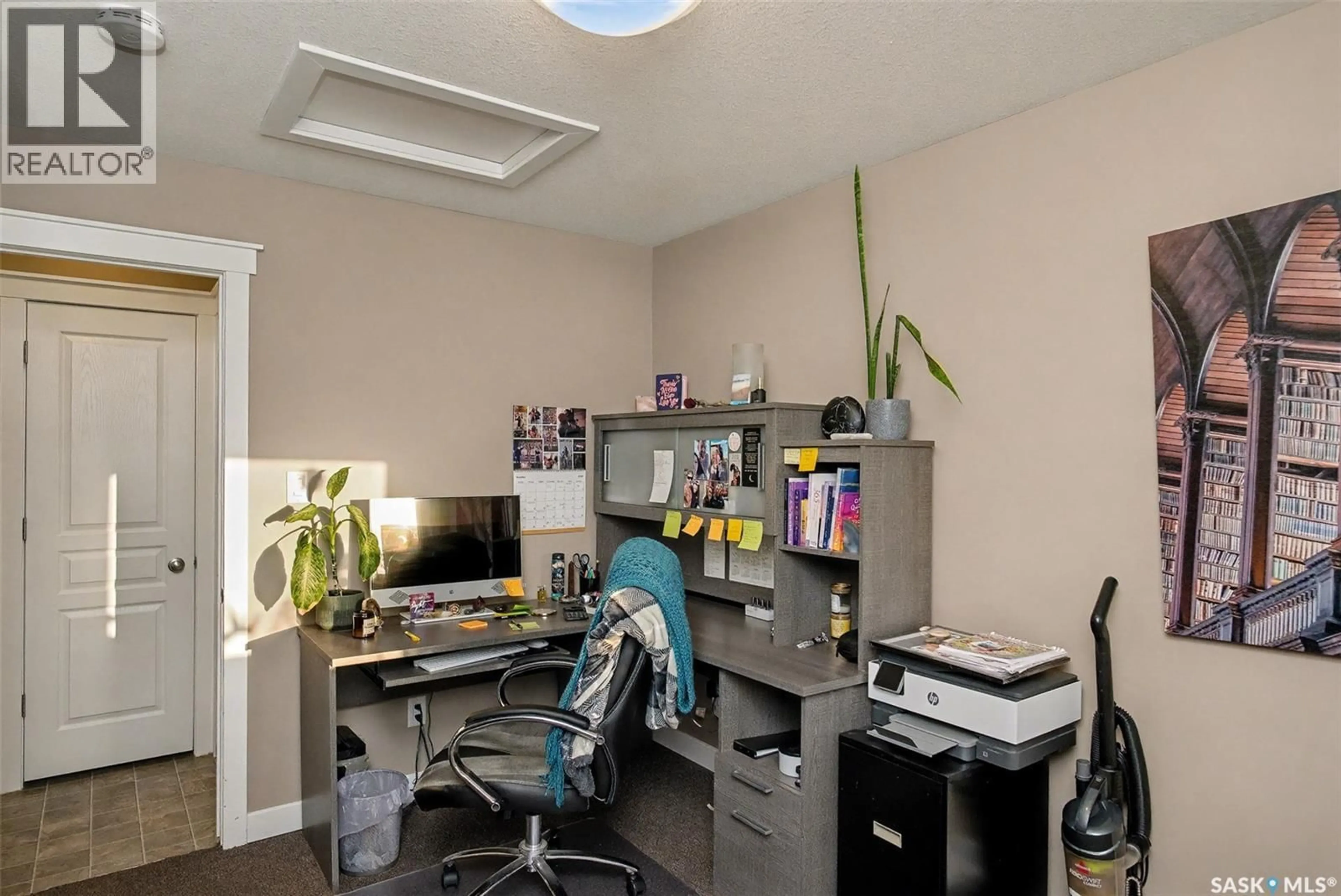 A pic of a room for 153 OSLER STREET, Regina Saskatchewan S4R1V3