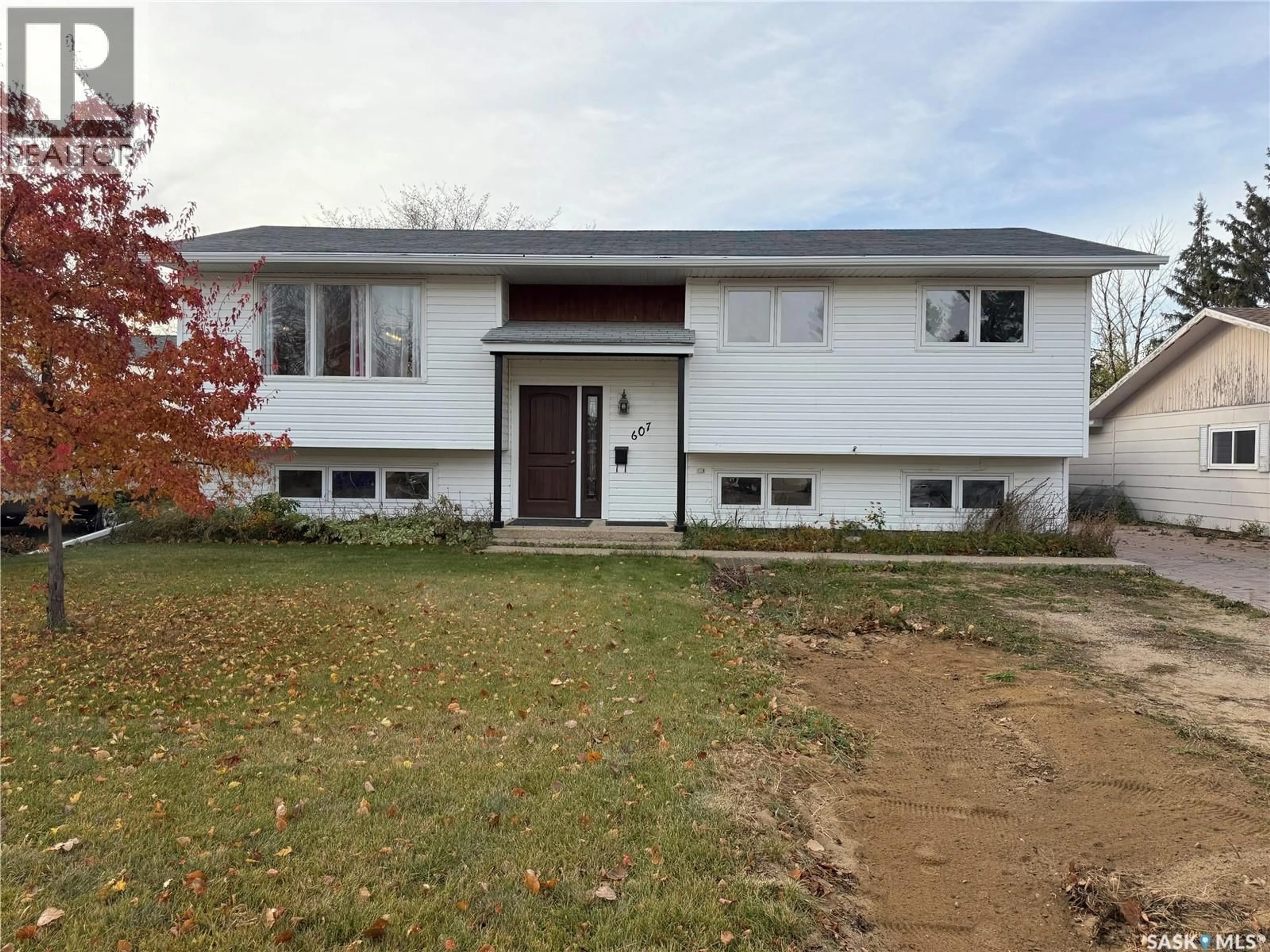 Home with vinyl exterior material, street for 607 CLOVER AVENUE, Dalmeny Saskatchewan S0K1E0