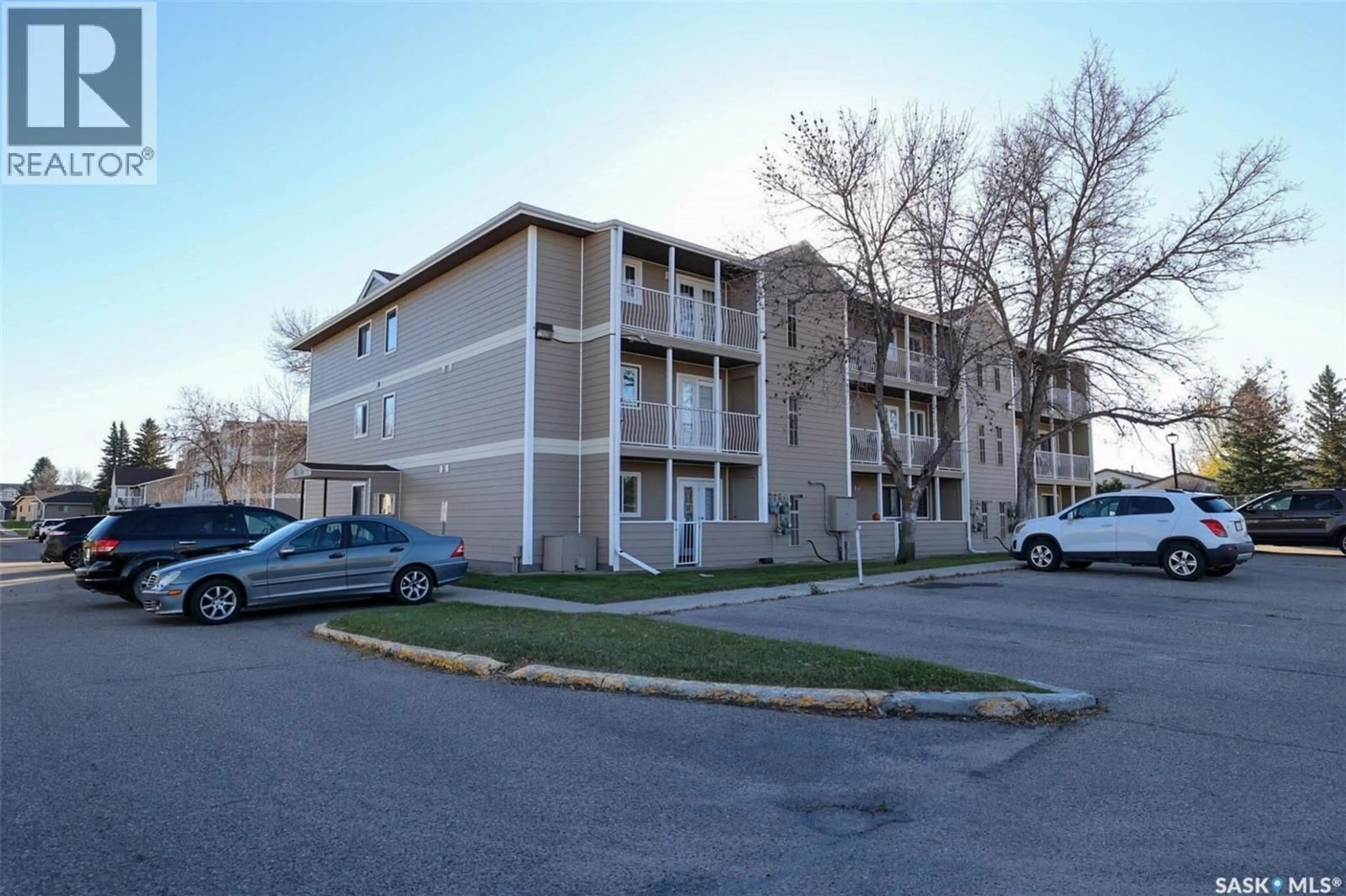 Unknown for 6595 - 16 ROCHDALE BOULEVARD, Regina Saskatchewan S4X2Z1