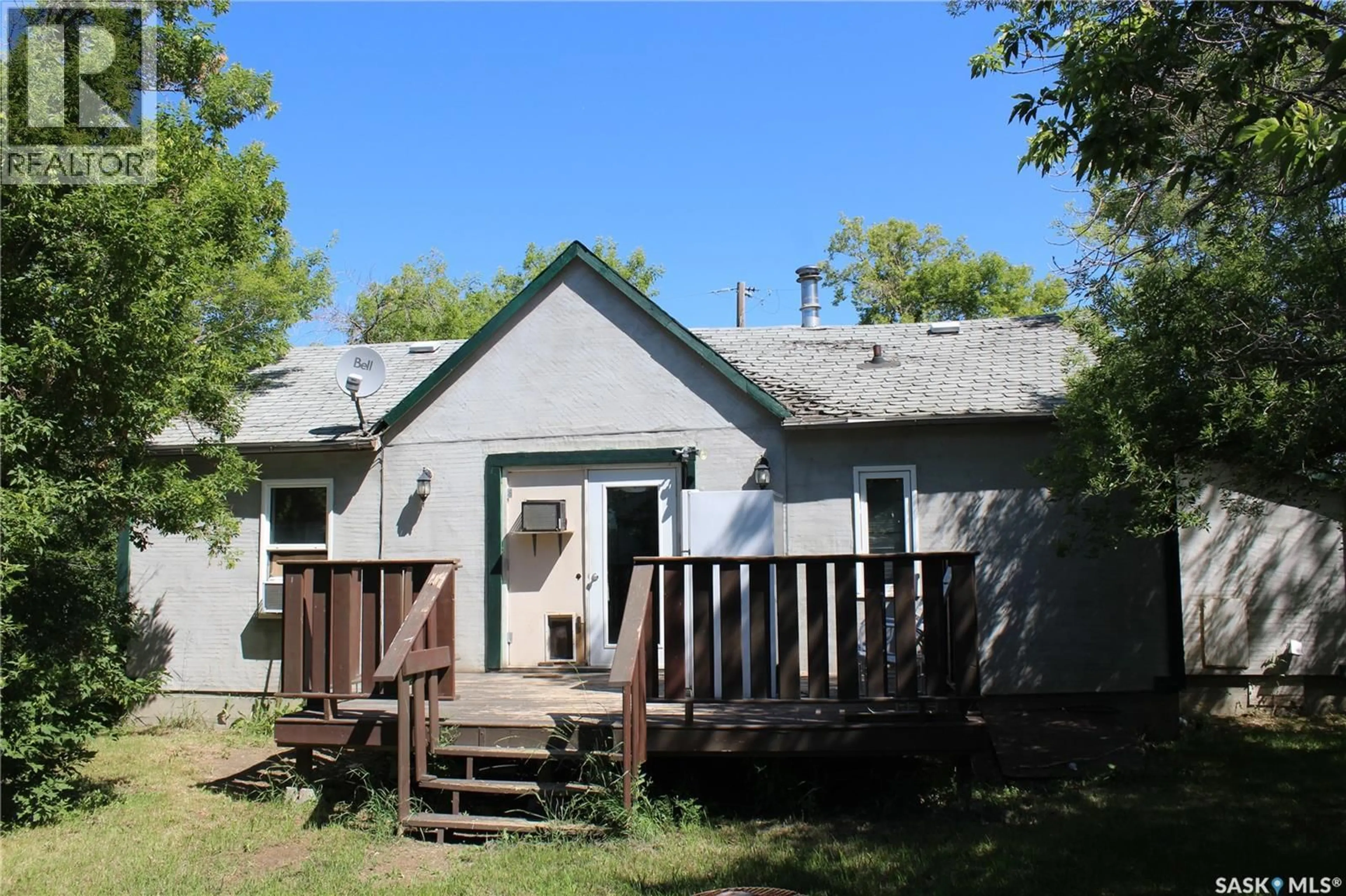 Unknown for 5375 EDDYS AVENUE, Halbrite Saskatchewan S0C1H0