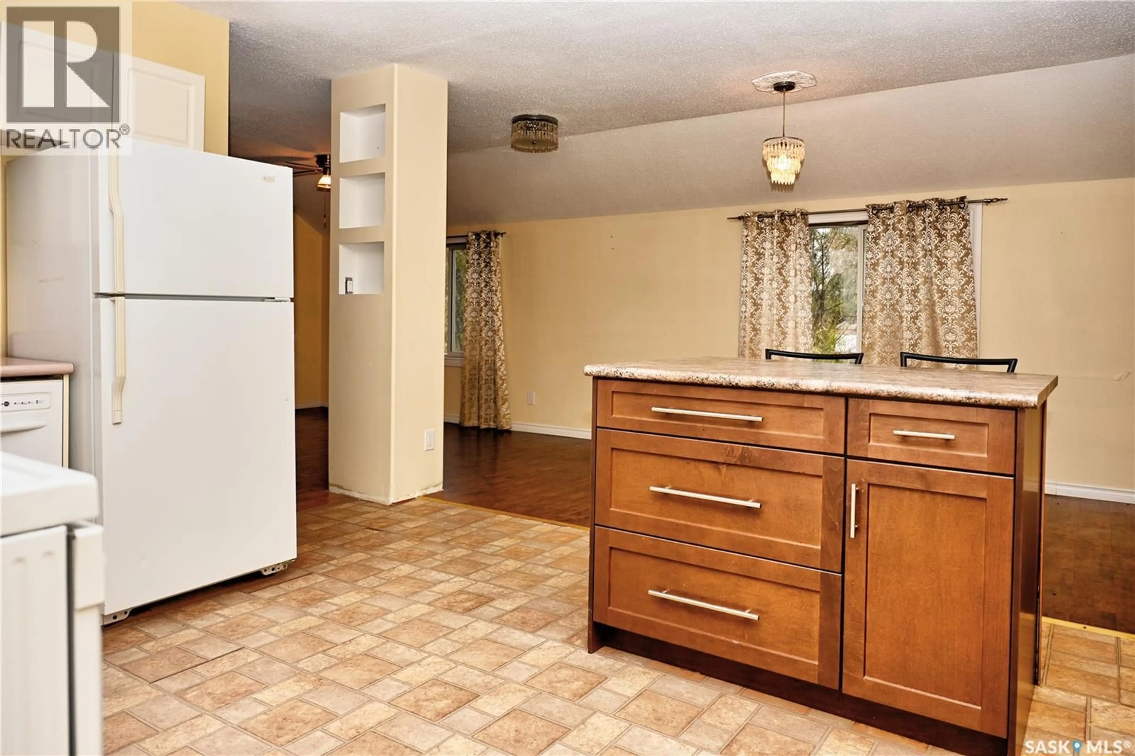 Standard kitchen, ceramic/tile floor for 301 BROADWAY STREET, Borden Saskatchewan S0K0N0