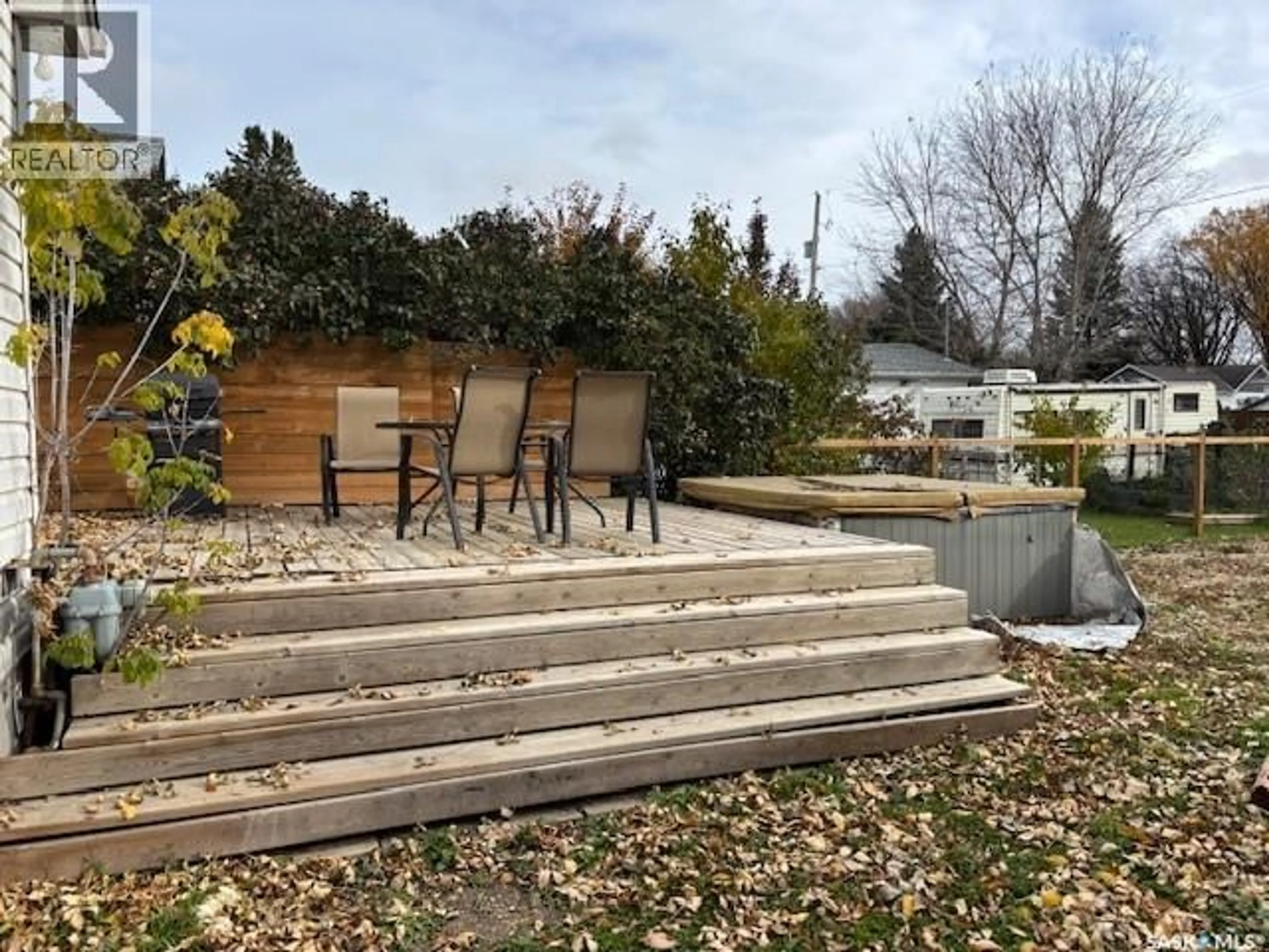 Patio, street for 211 CANORA AVENUE, Canora Saskatchewan S0A0L0