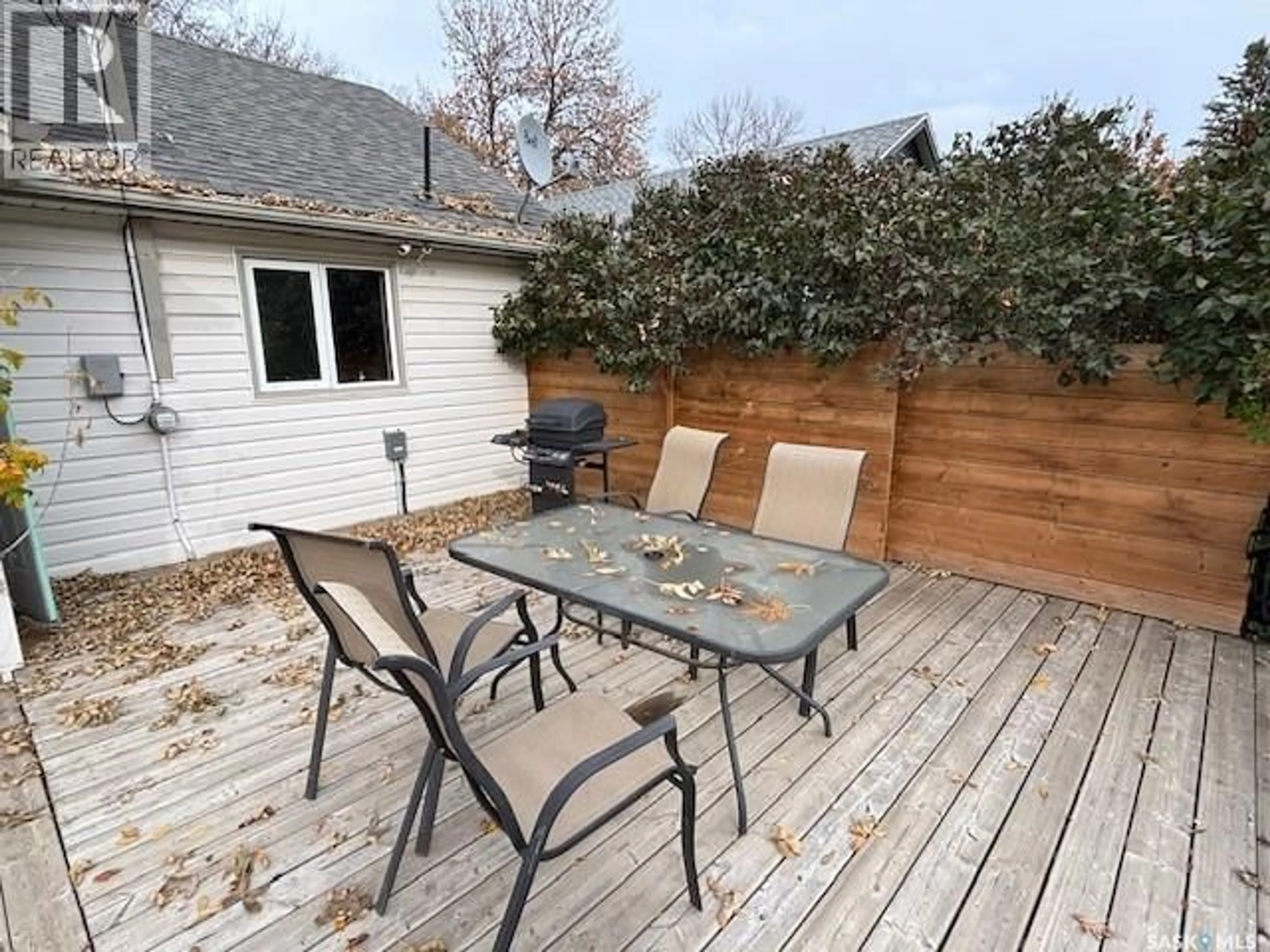Patio, street for 211 CANORA AVENUE, Canora Saskatchewan S0A0L0