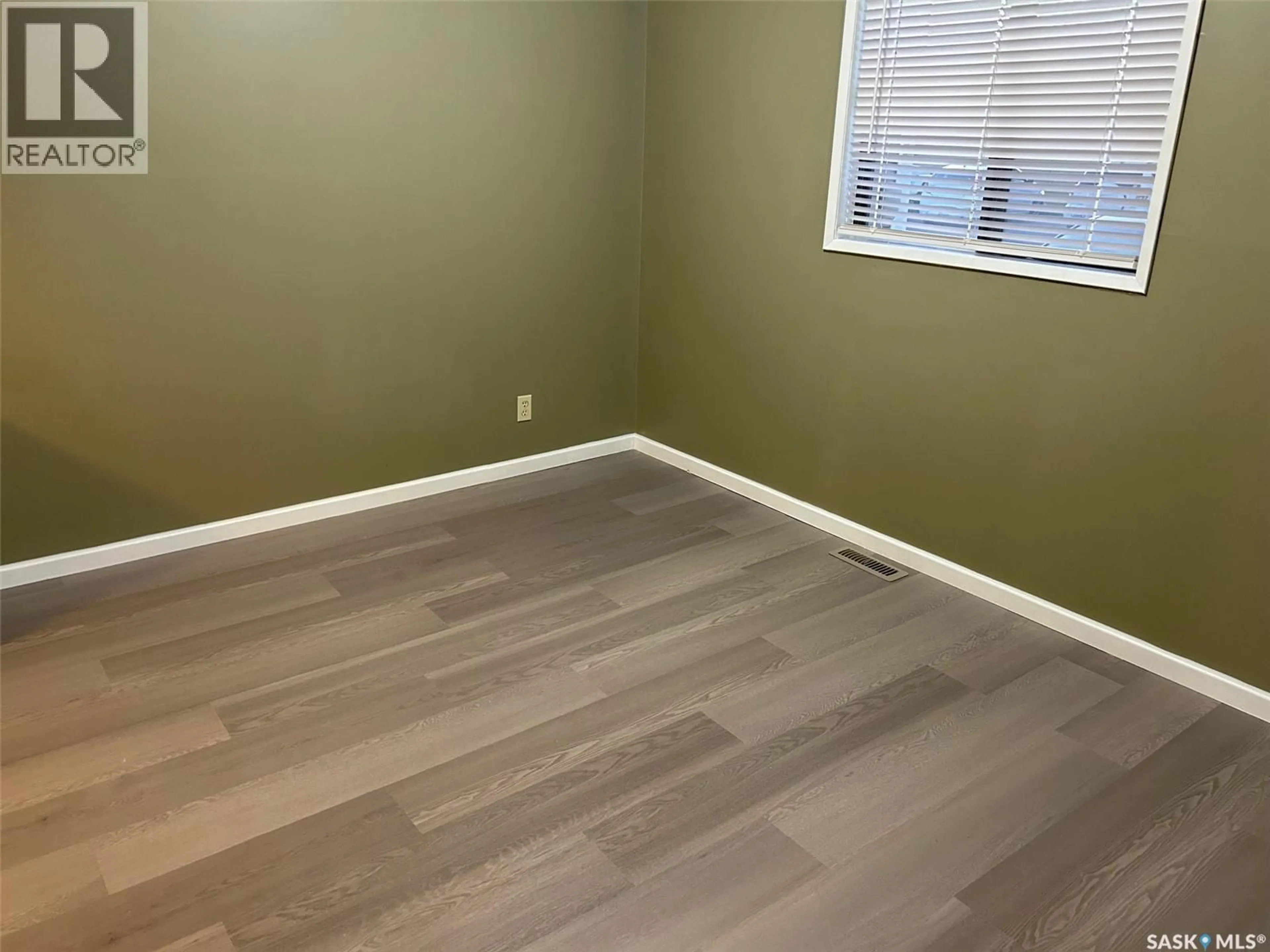 A pic of a room for 6517 ROCHDALE BOULEVARD, Regina Saskatchewan S4X2Z1