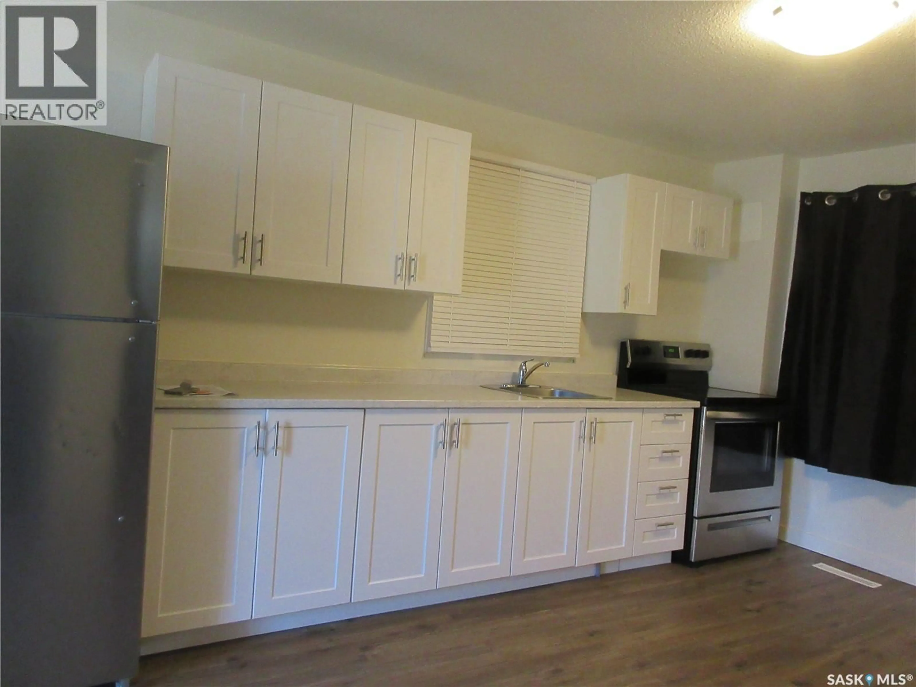 Standard kitchen, wood/laminate floor for 360 ROSE STREET, Regina Saskatchewan S4R1Z2