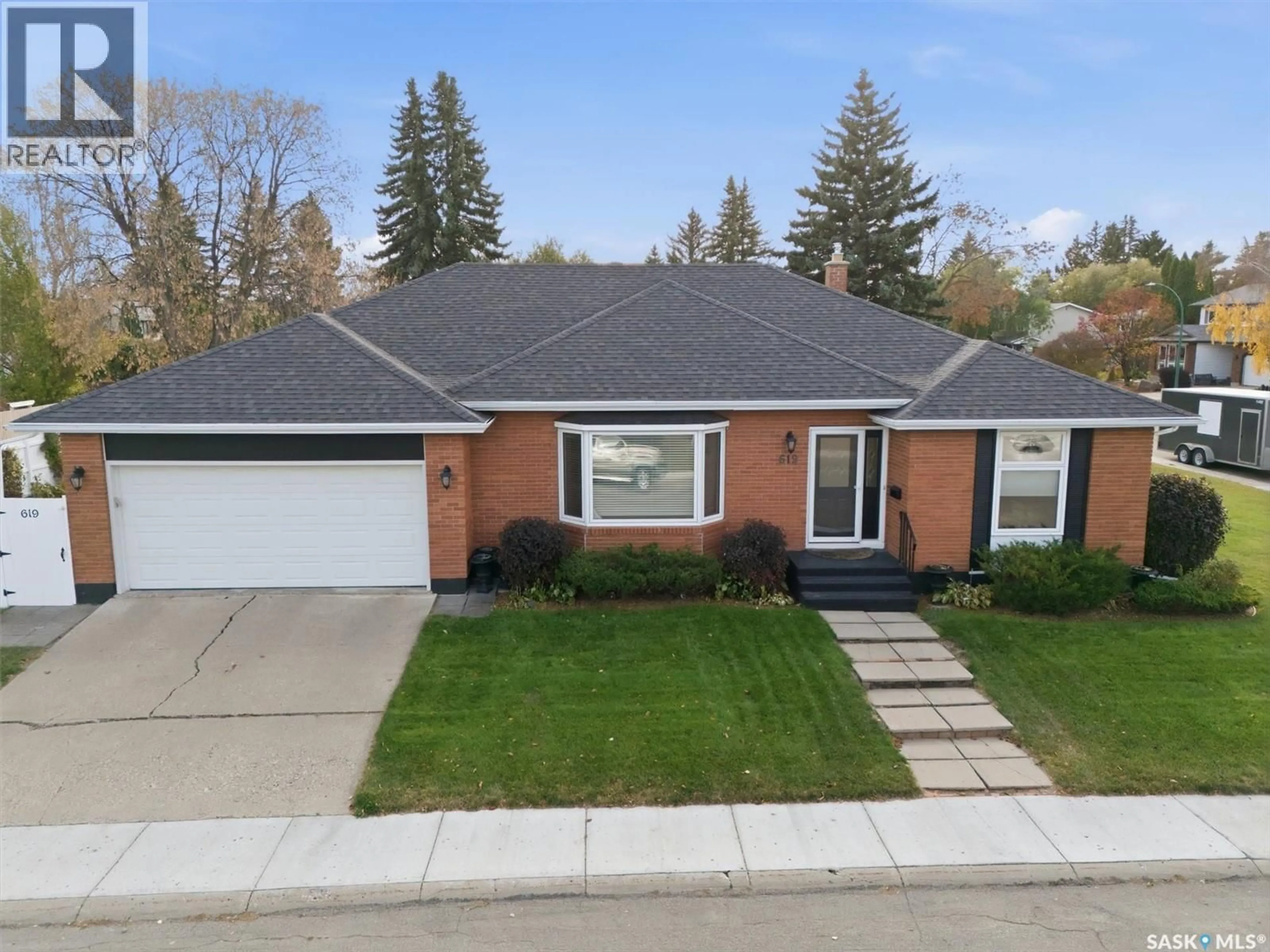 Home with brick exterior material, street for 619 TRENT CRESCENT, Saskatoon Saskatchewan S7H4T5