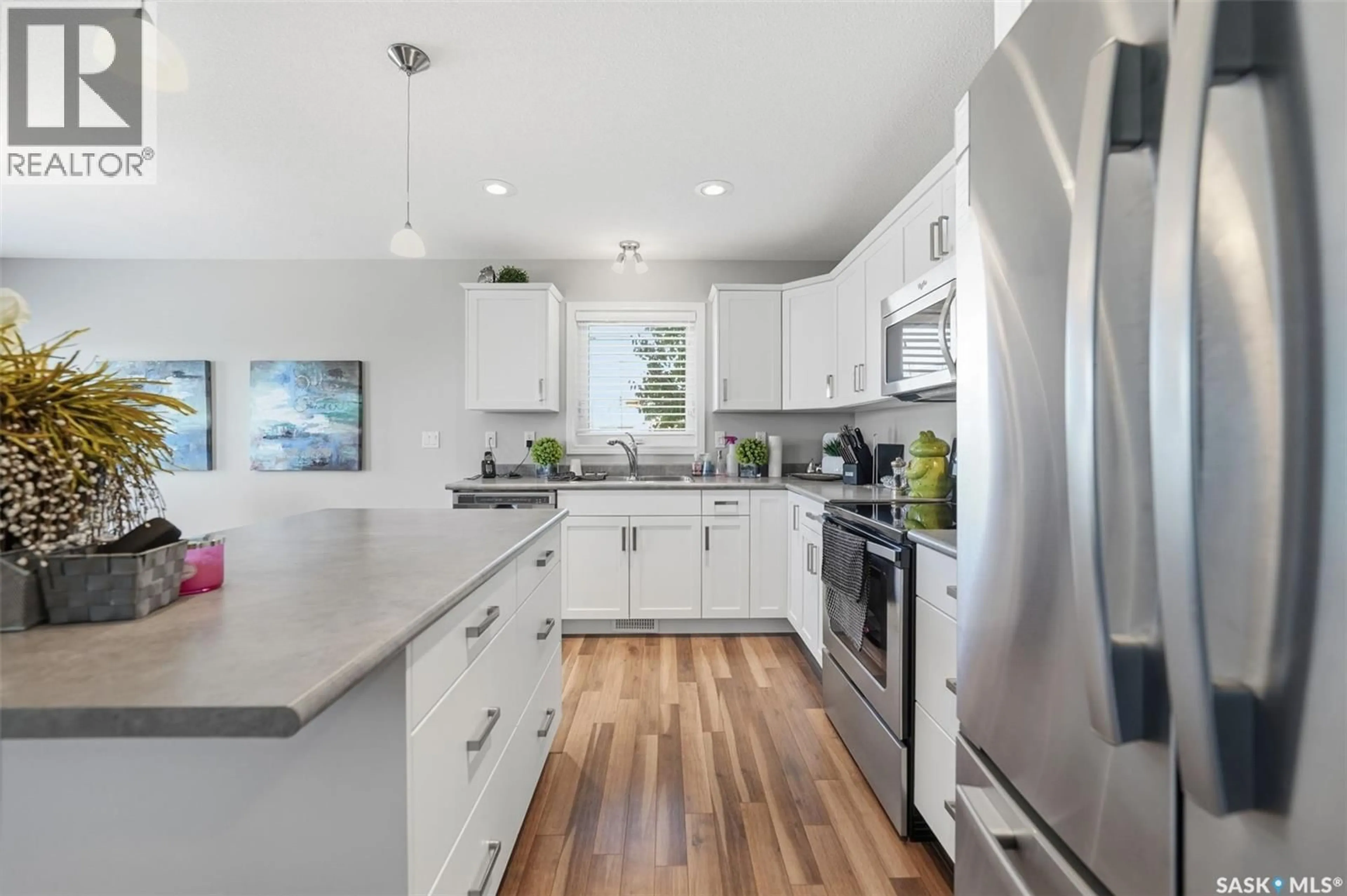 Open concept kitchen, unknown for 1 365 DAWSON CRESCENT, Saskatoon Saskatchewan S7R0L6