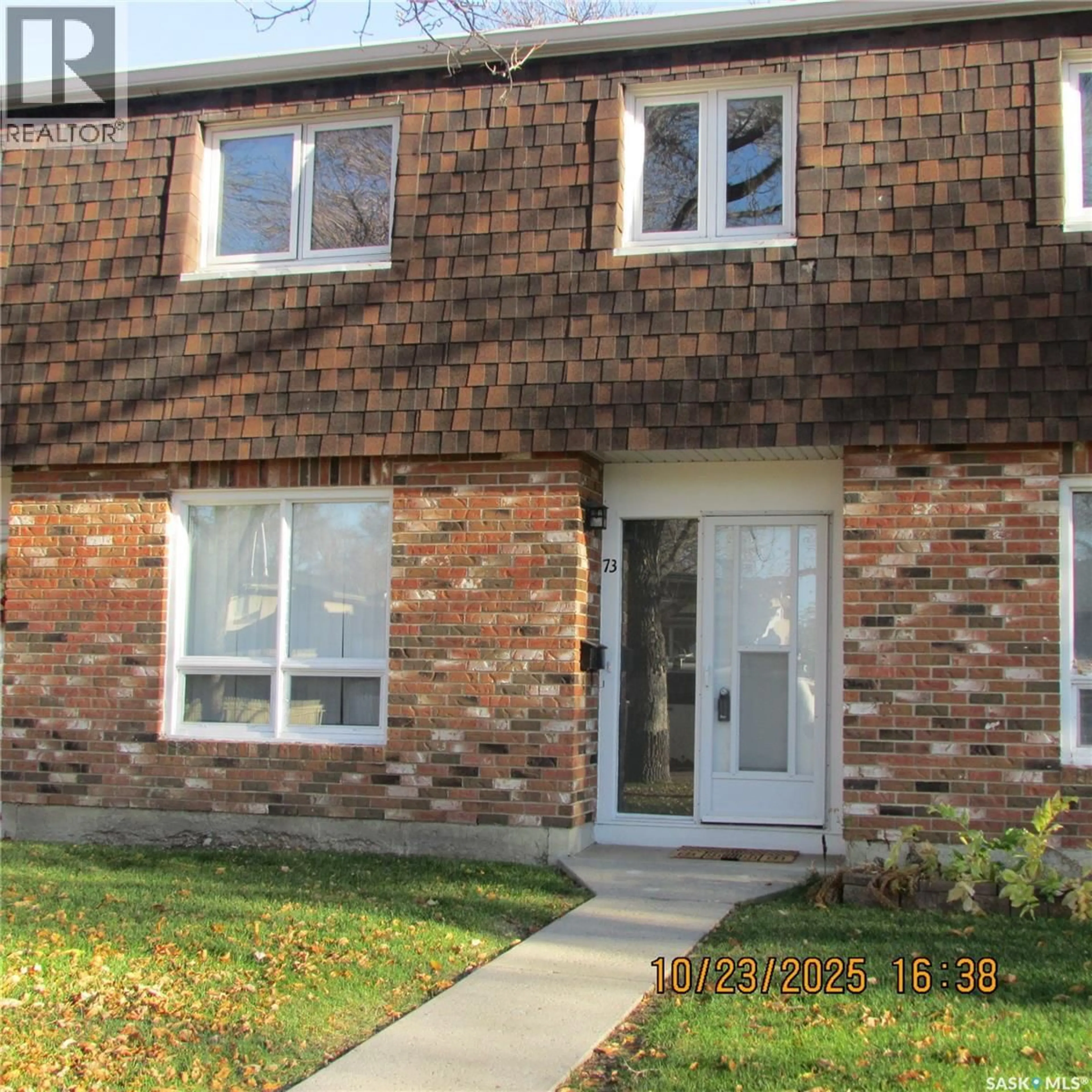 Unknown for 73 SPRUCEVIEW ROAD, Regina Saskatchewan S4R0E1