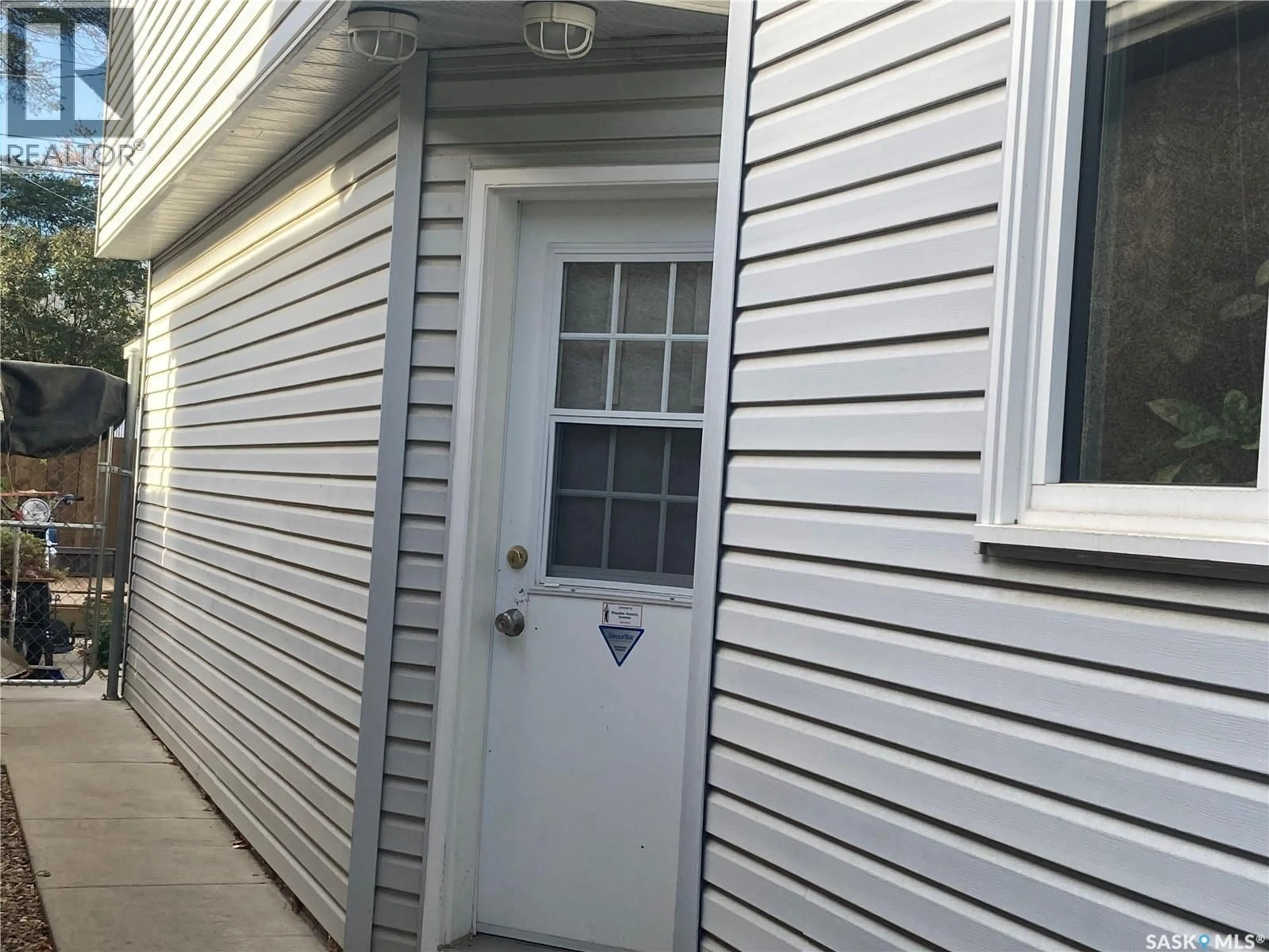 Unknown for 1327 2ND AVENUE, Saskatoon Saskatchewan S7K1Y7