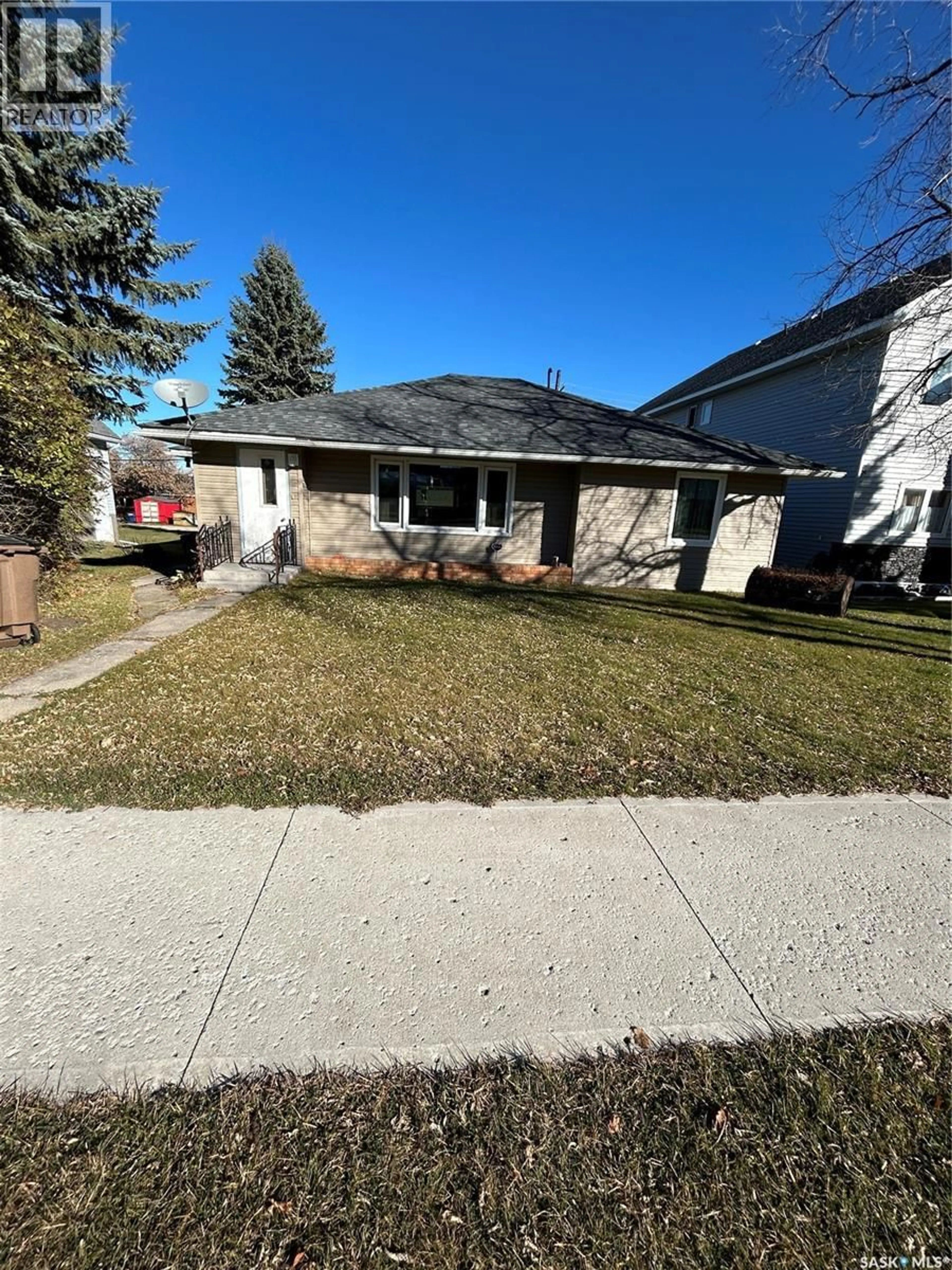 Unknown for 112 2ND AVENUE, Kelvington Saskatchewan S0A1W0