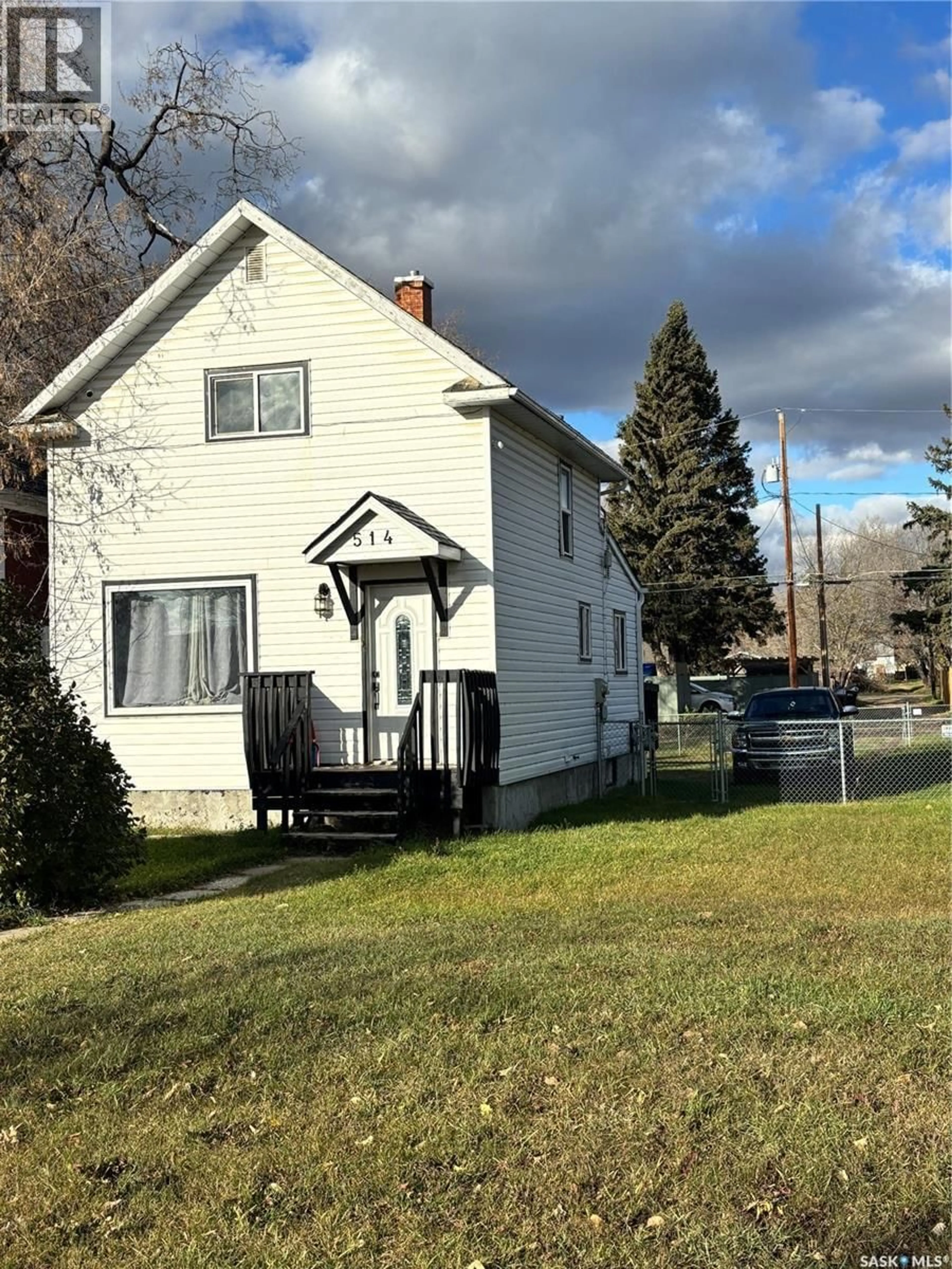 Unknown for 514 8TH STREET, Prince Albert Saskatchewan S6V0W6