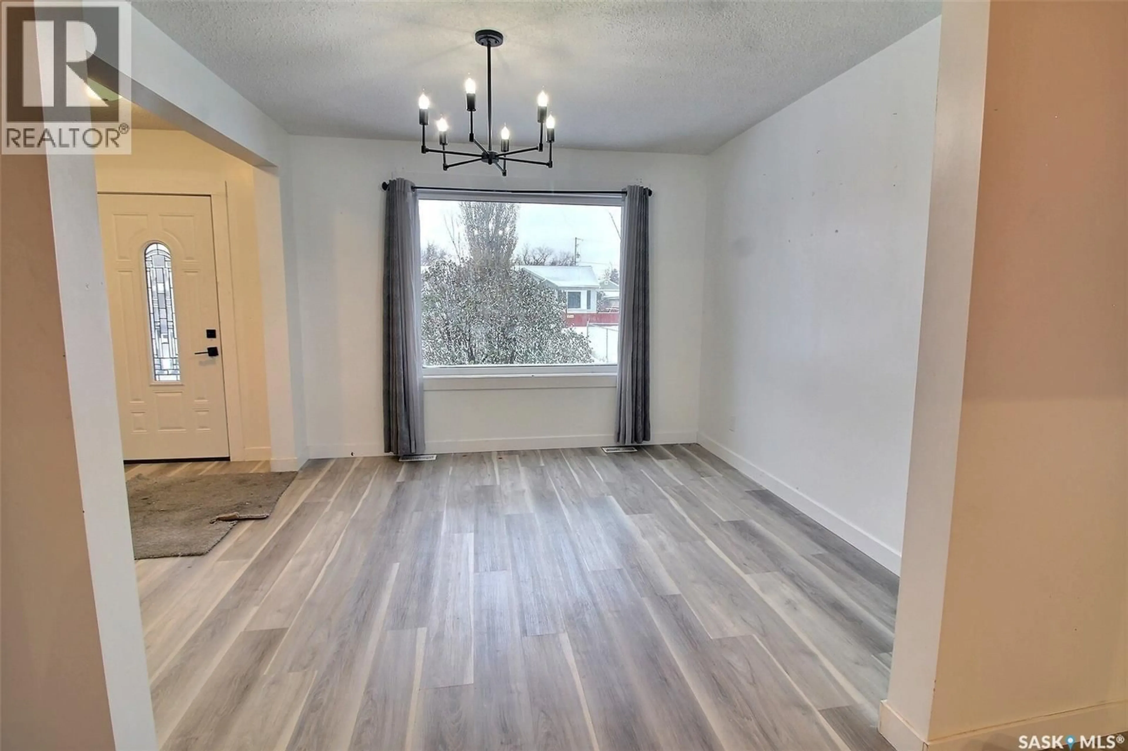 A pic of a room for 514 8TH STREET, Prince Albert Saskatchewan S6V0W6