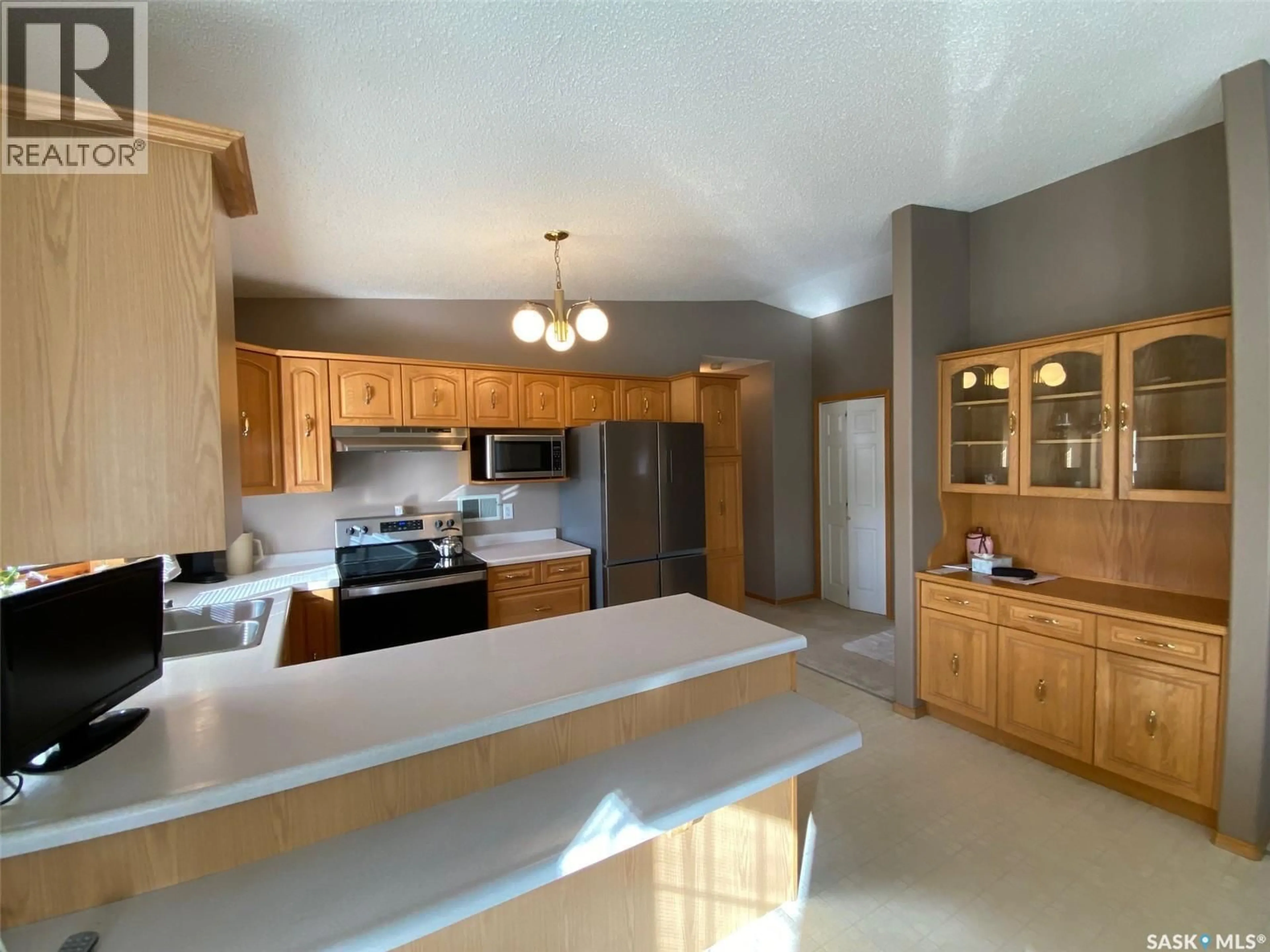 Open concept kitchen, unknown for 205 MORRISON DRIVE, Yorkton Saskatchewan S3N4A1