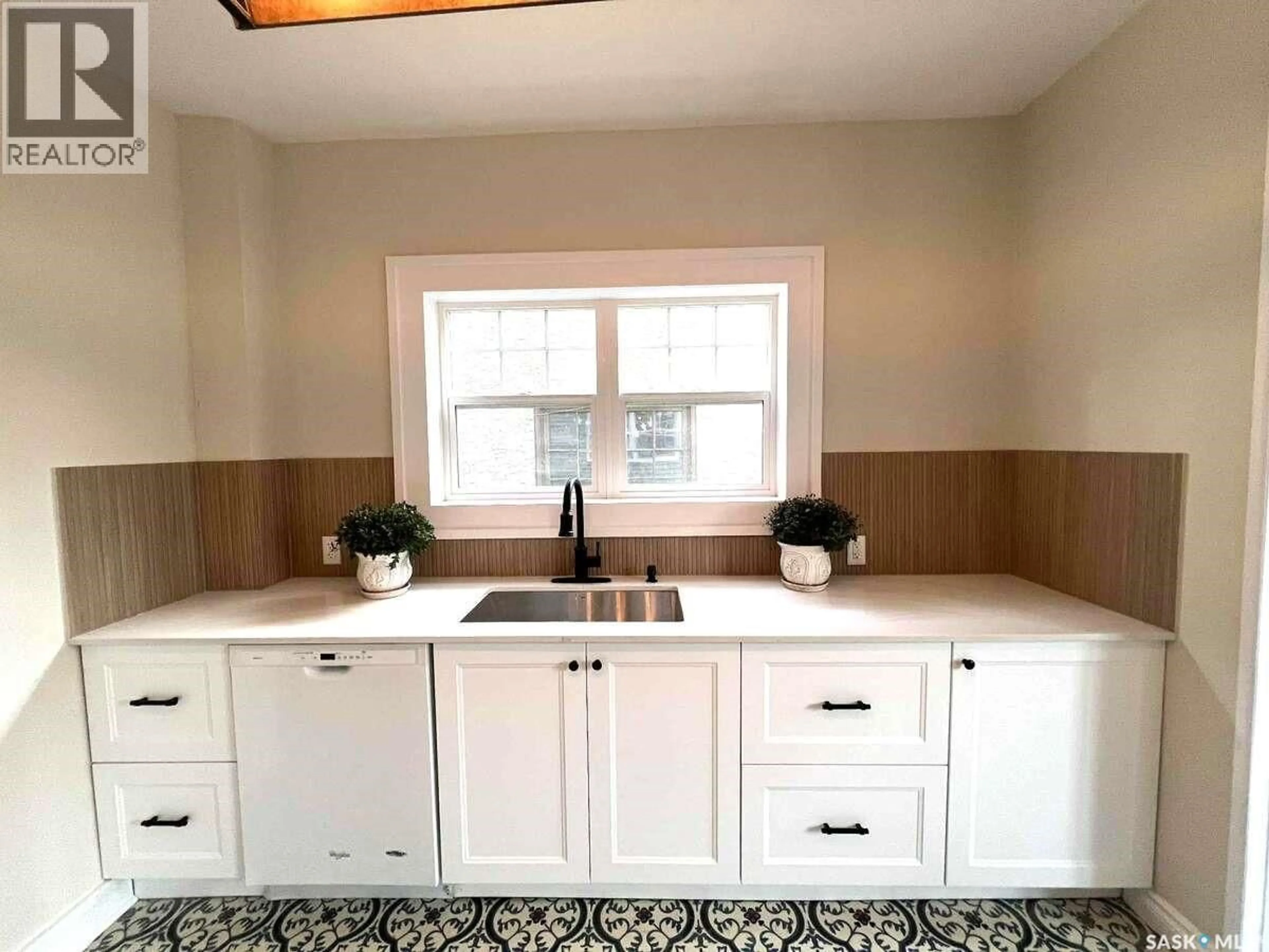 Unknown for 1096 ALGOMA AVENUE, Moose Jaw Saskatchewan S6H3Z5