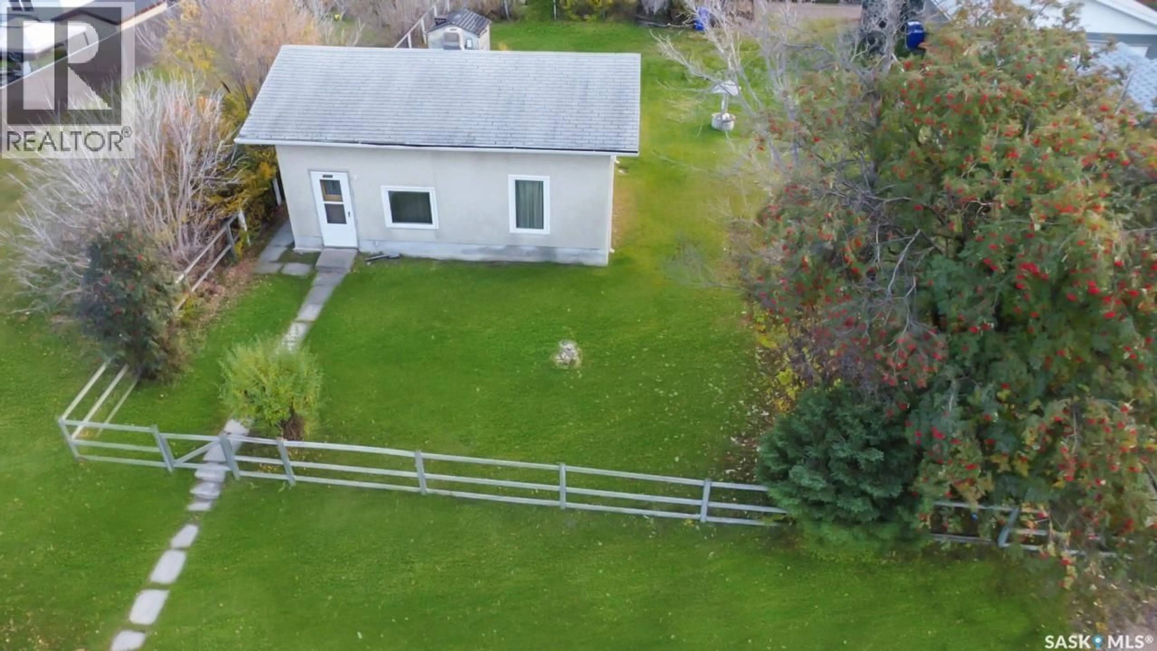 A pic from outside/outdoor area/front of a property/back of a property/a pic from drone, building for 1319 17TH STREET, Prince Albert Saskatchewan S6V3Z3