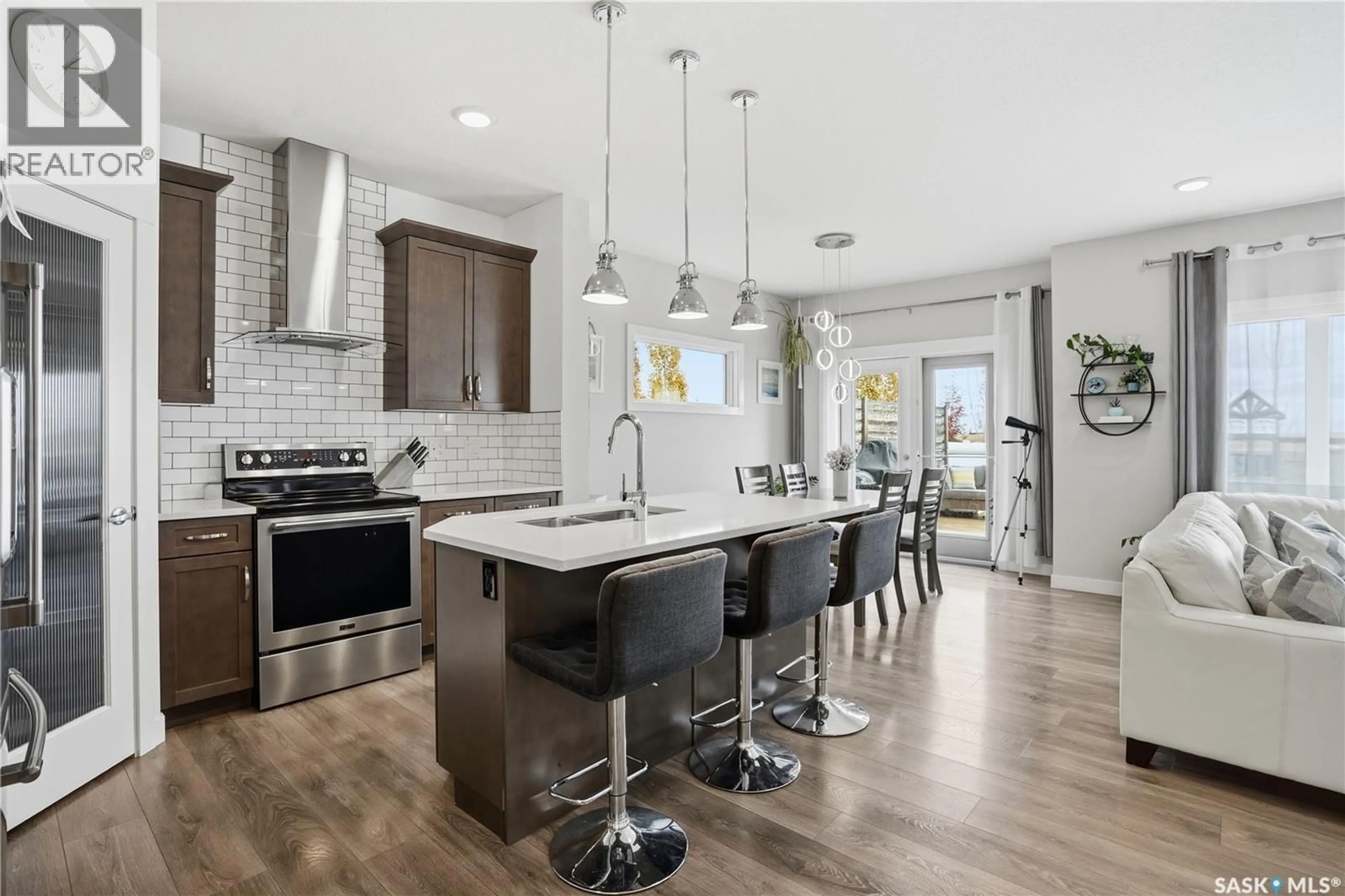 Open concept kitchen, ceramic/tile floor for 3555 GREEN TURTLE ROAD, Regina Saskatchewan S4V3N8