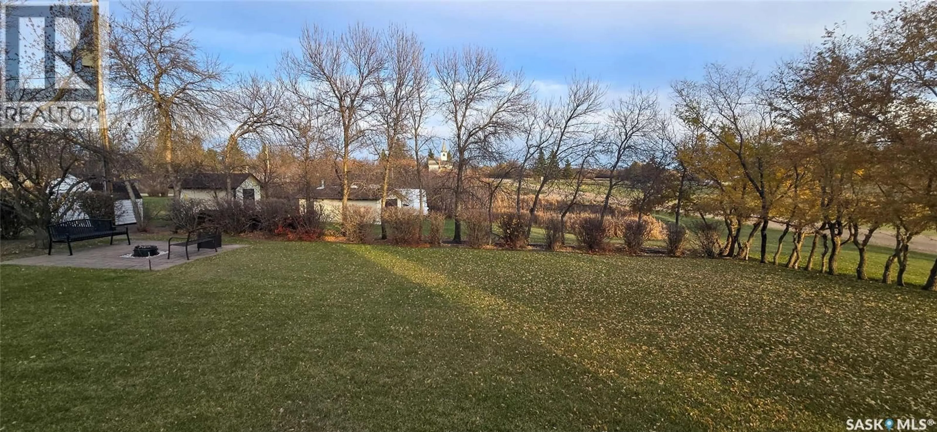 A pic from outside/outdoor area/front of a property/back of a property/a pic from drone, unknown for 305 PIERSON STREET, Neudorf Saskatchewan S0A2T0