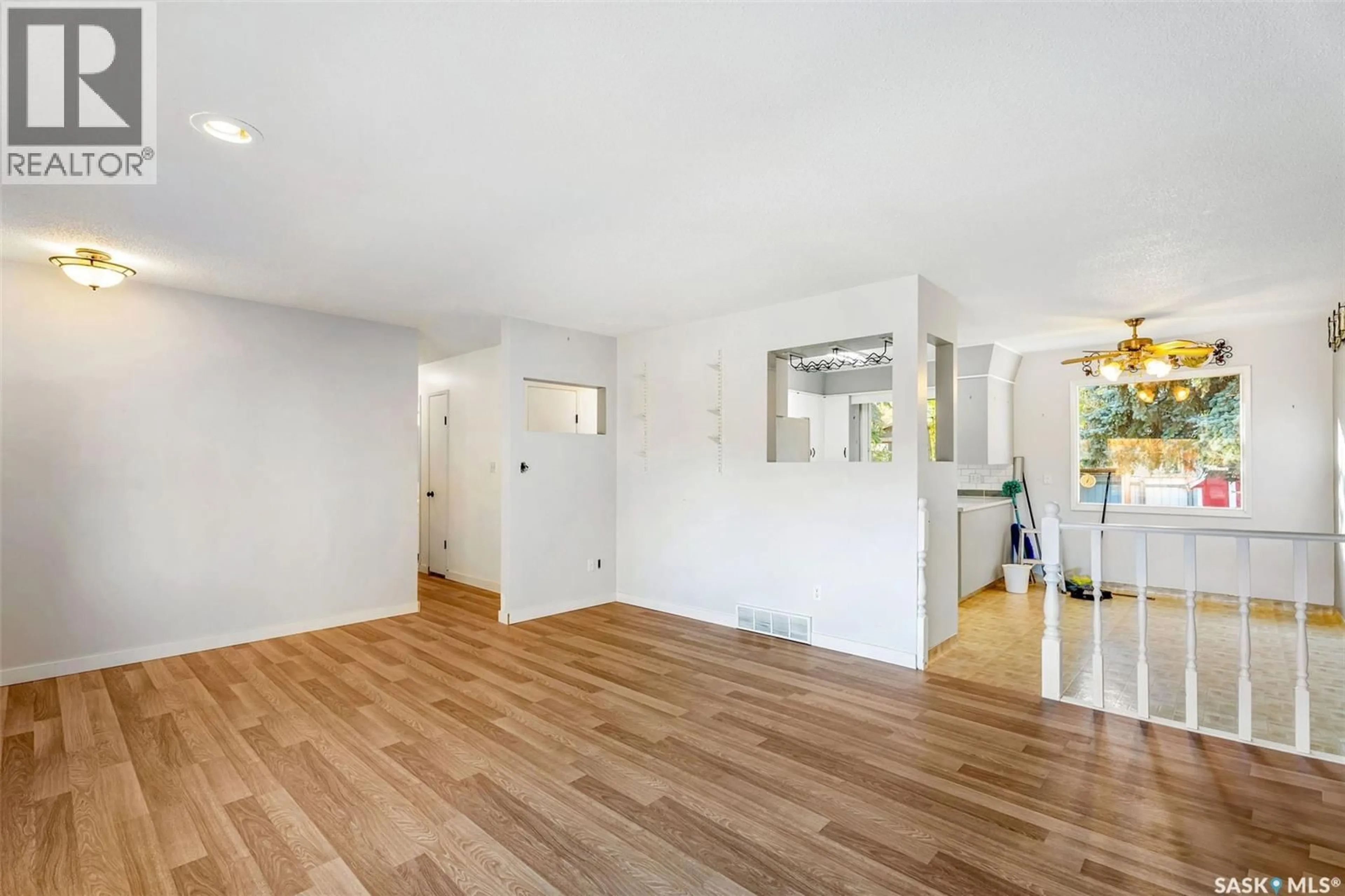 A pic of a room for 103 BURNS AVENUE, Melfort Saskatchewan S0E1A0