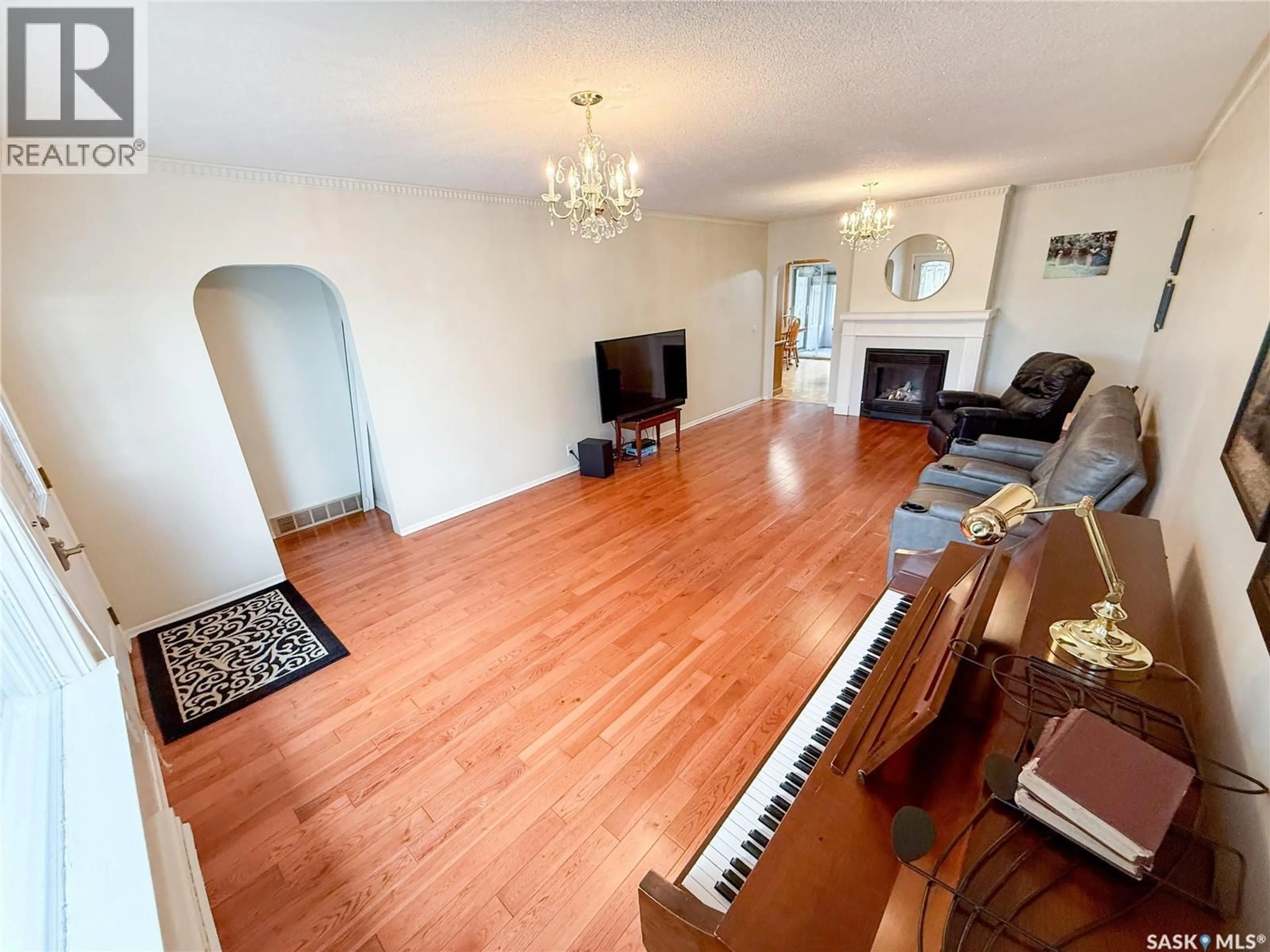 Unknown for 220 1ST STREET, Ponteix Saskatchewan S0N1Z0