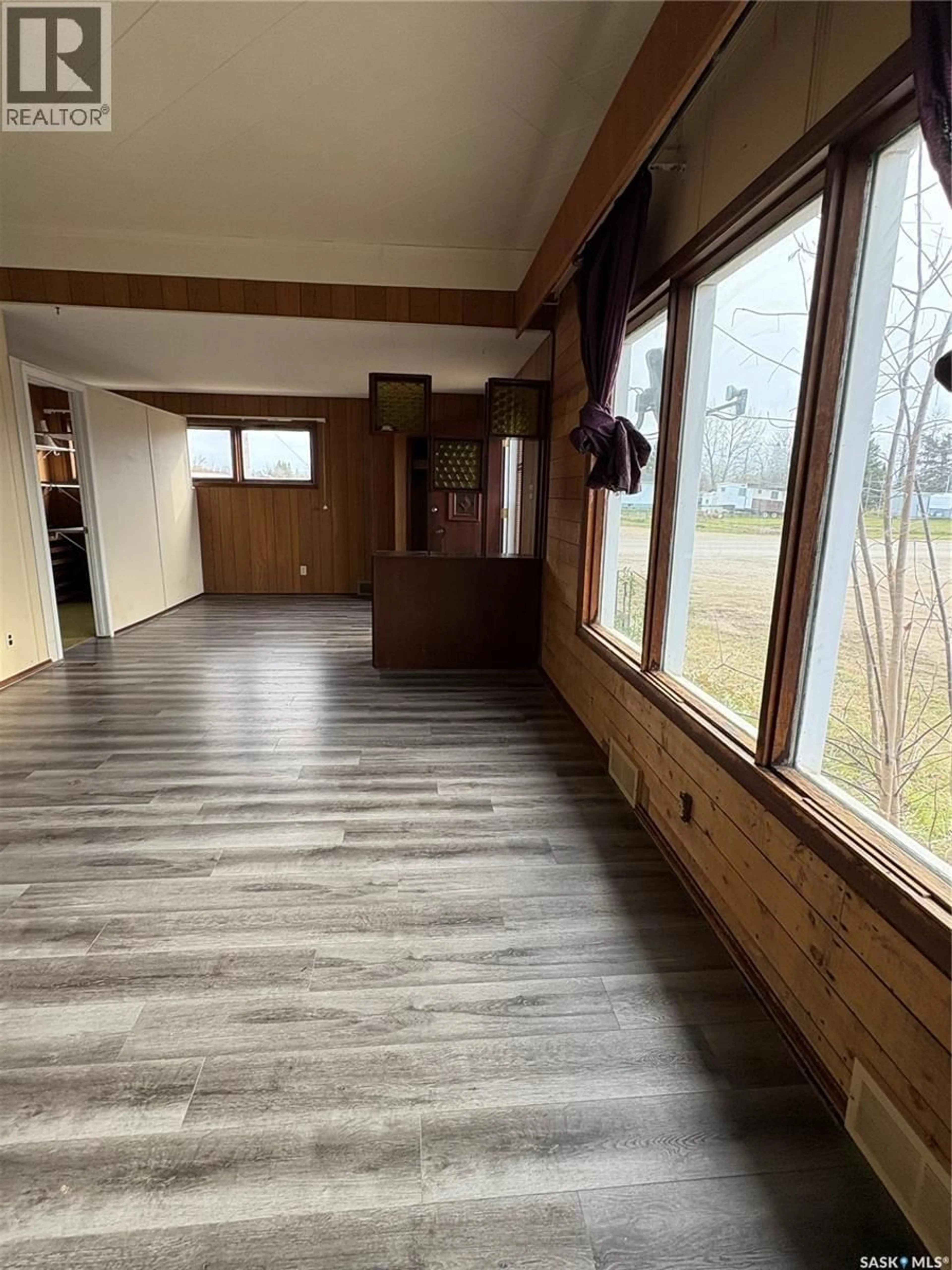 Indoor foyer for 144 MAIN STREET, Arran Saskatchewan S0A0B0