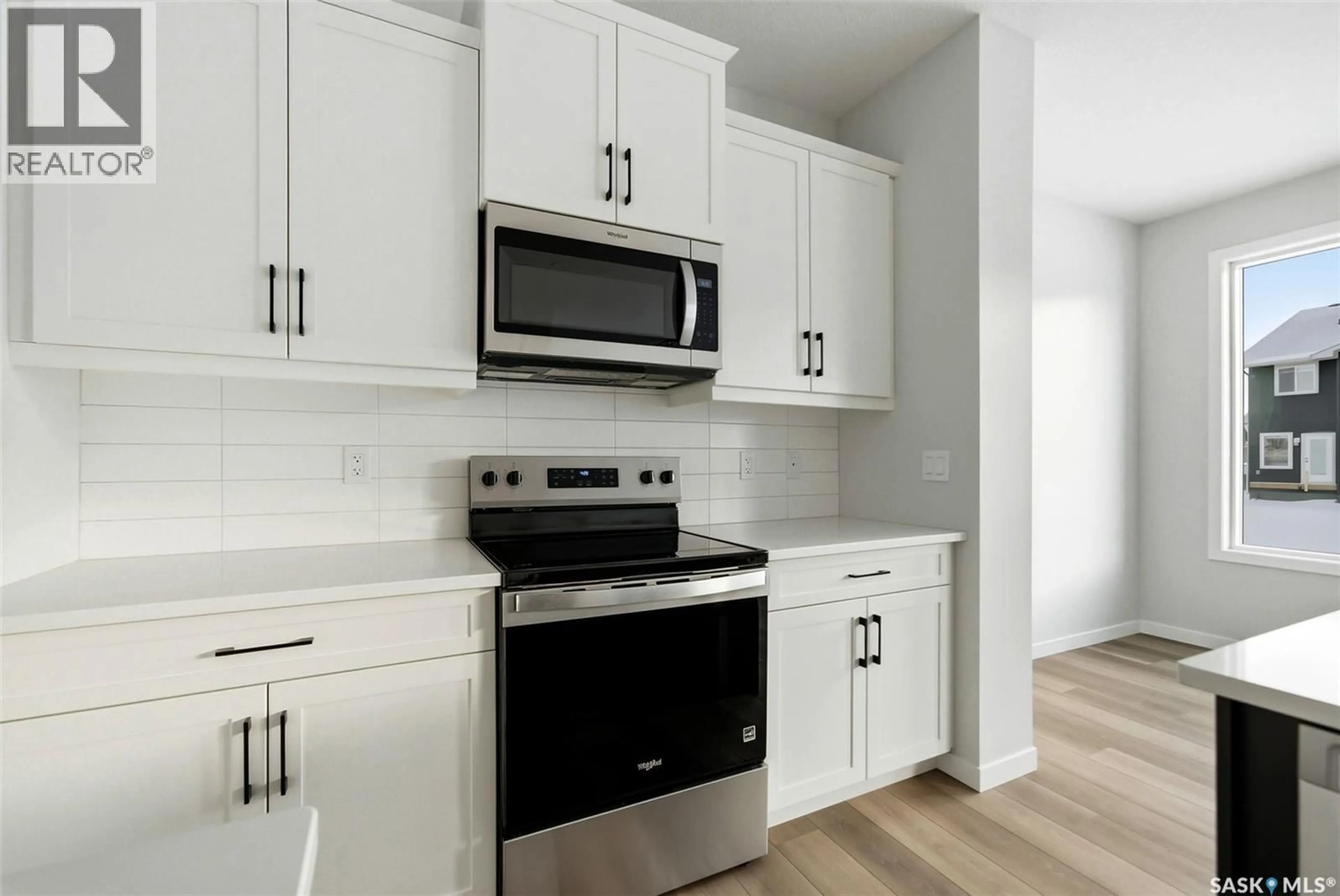 Standard kitchen, unknown for 3149 FAVEL DRIVE, Regina Saskatchewan S4V4C7