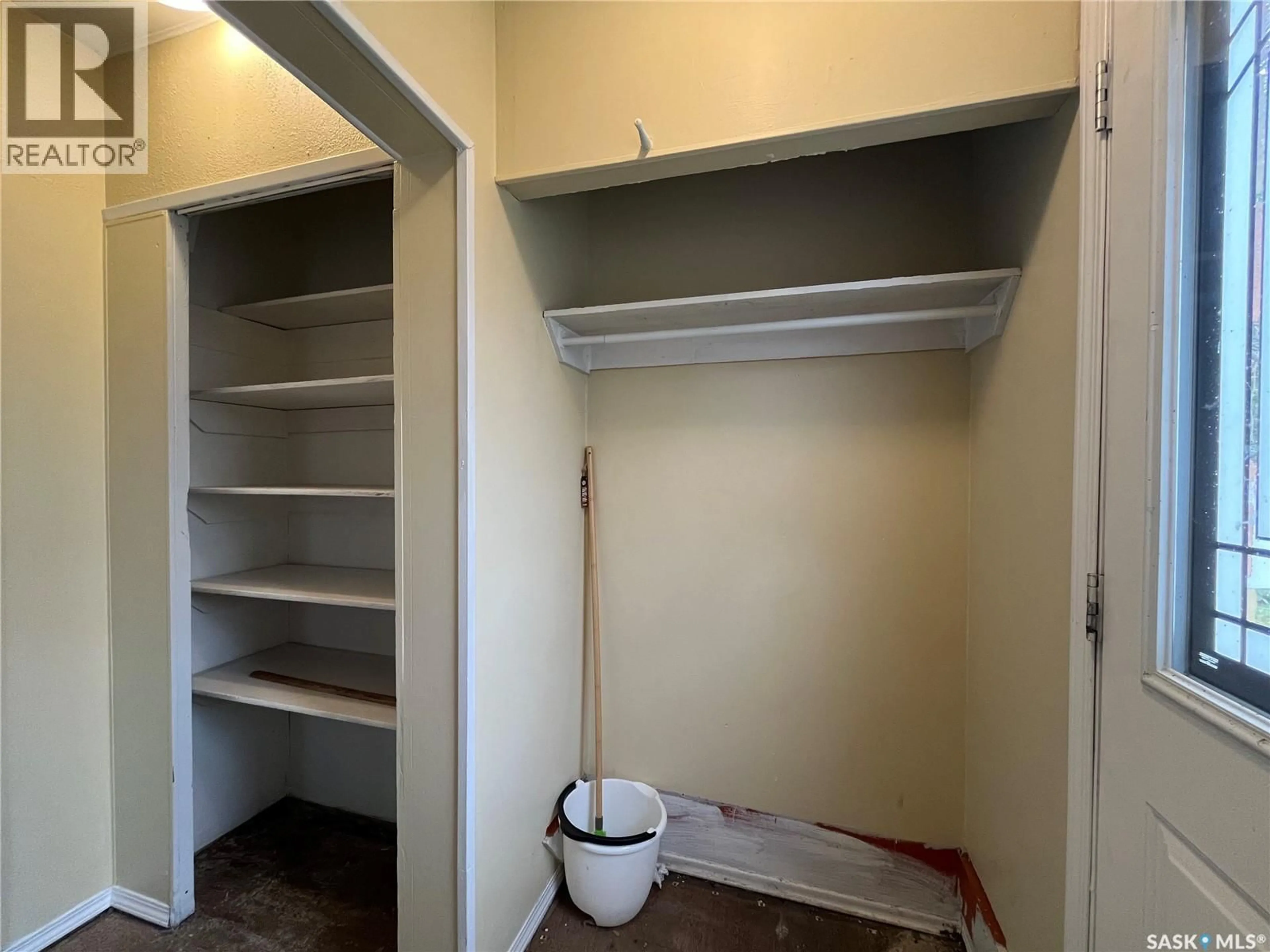 Storage room or clothes room or walk-in closet for 1228 1ST AVENUE, Saskatoon Saskatchewan S7K1Y6