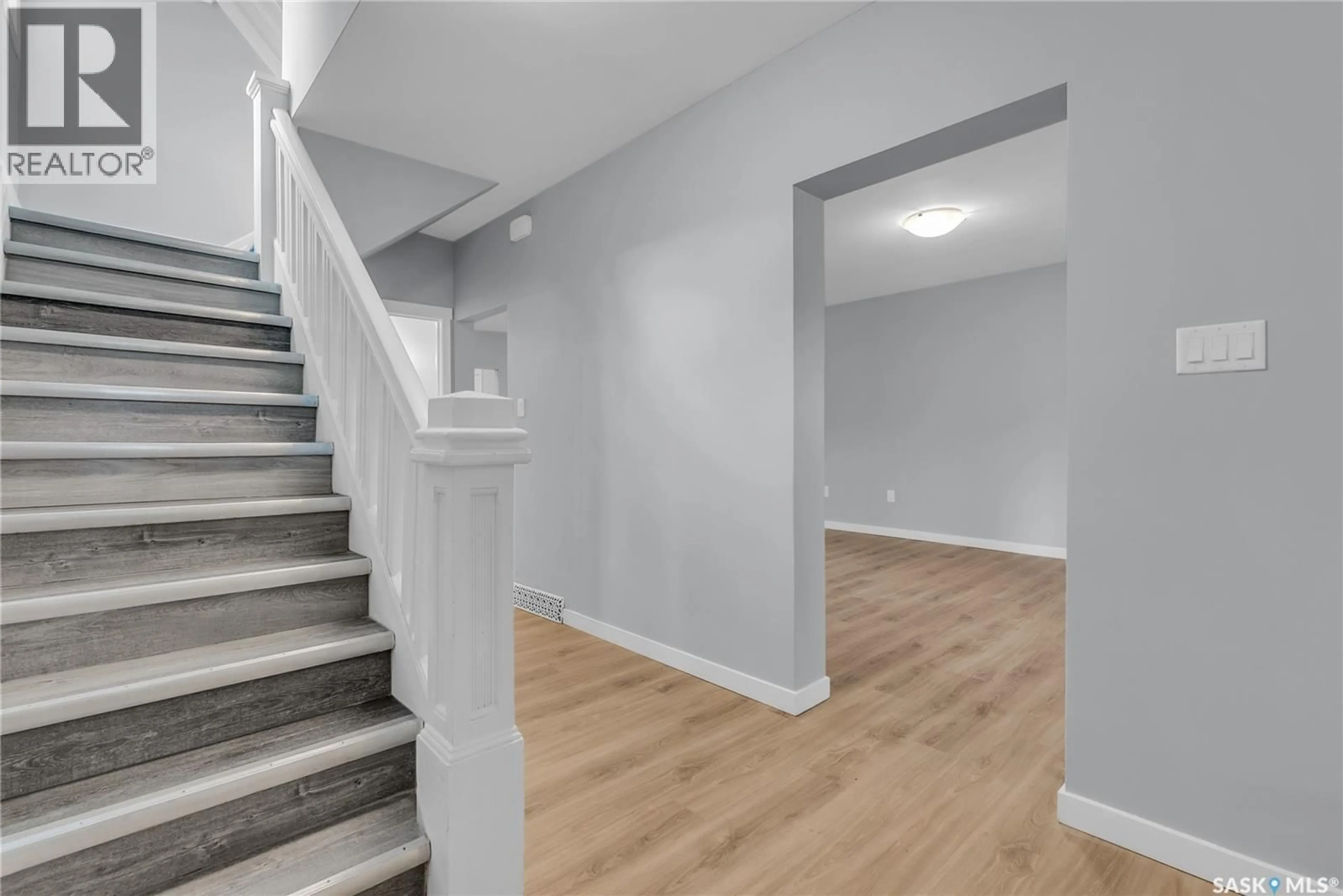 Unknown for 112 27TH STREET, Saskatoon Saskatchewan S7L0J3