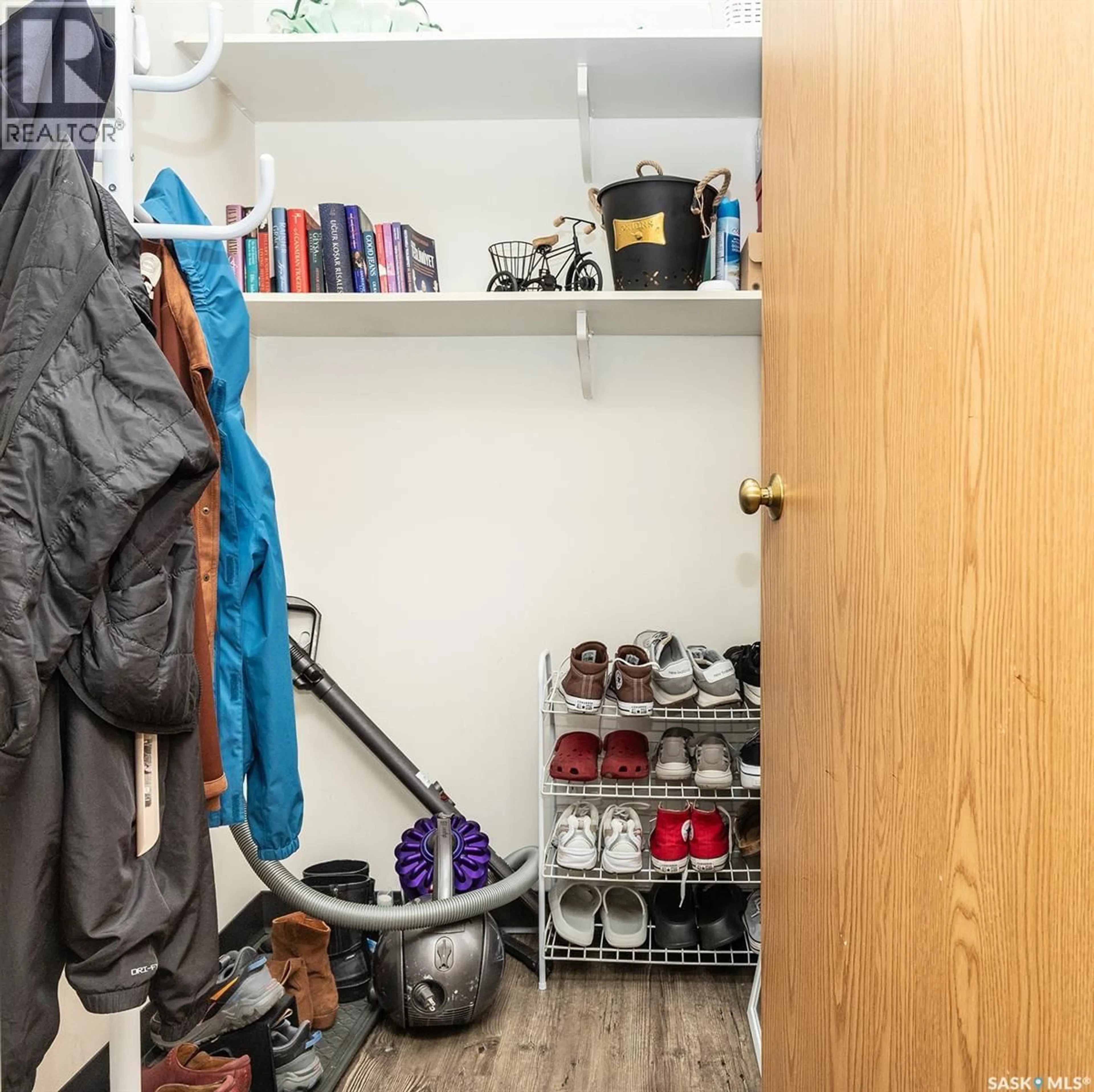 Storage room or clothes room or walk-in closet for 817 310 STILLWATER DRIVE, Saskatoon Saskatchewan S7H4H7