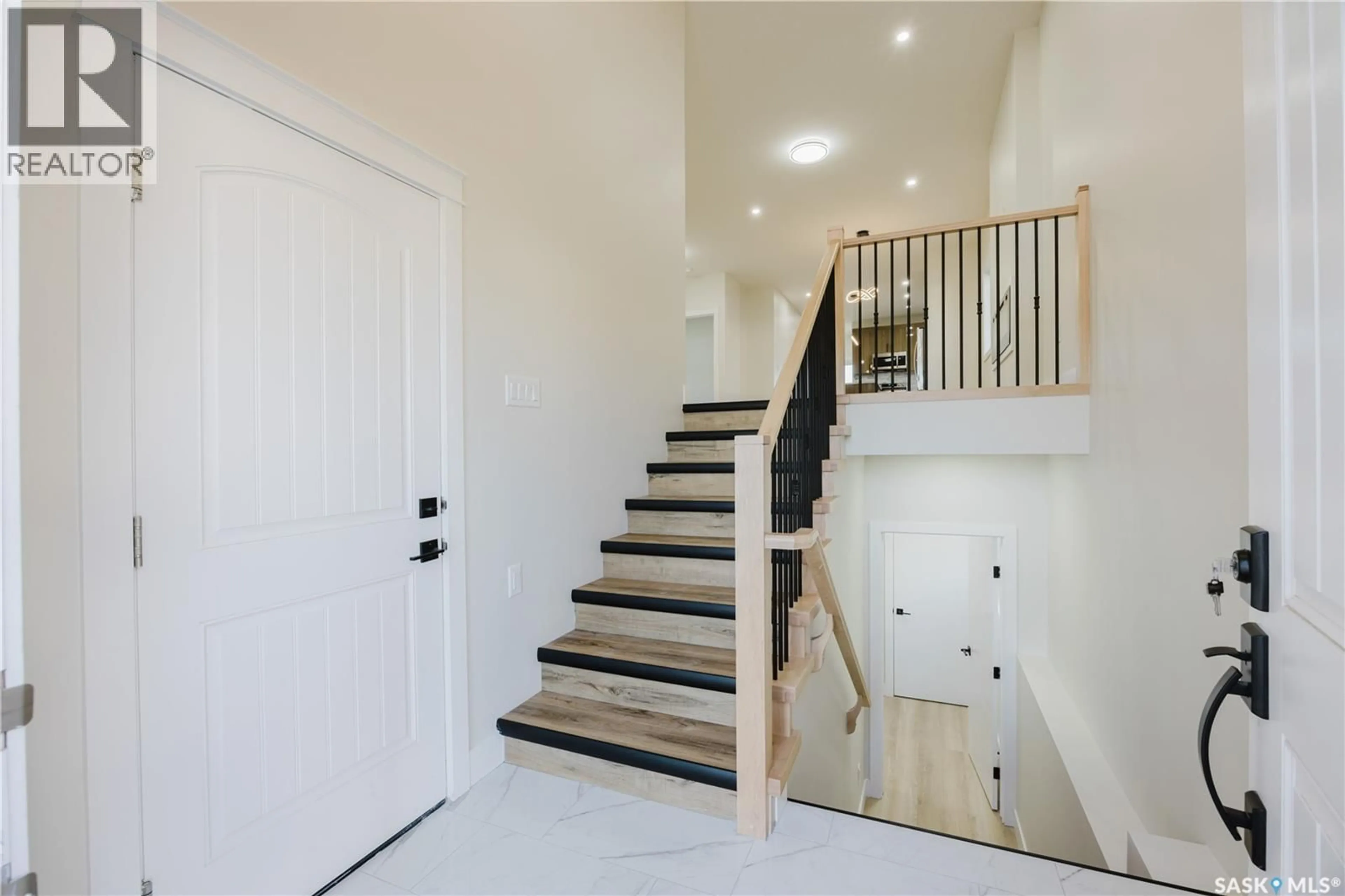 Unknown for 438 STROMBERG CRESCENT, Saskatoon Saskatchewan S7L7N7