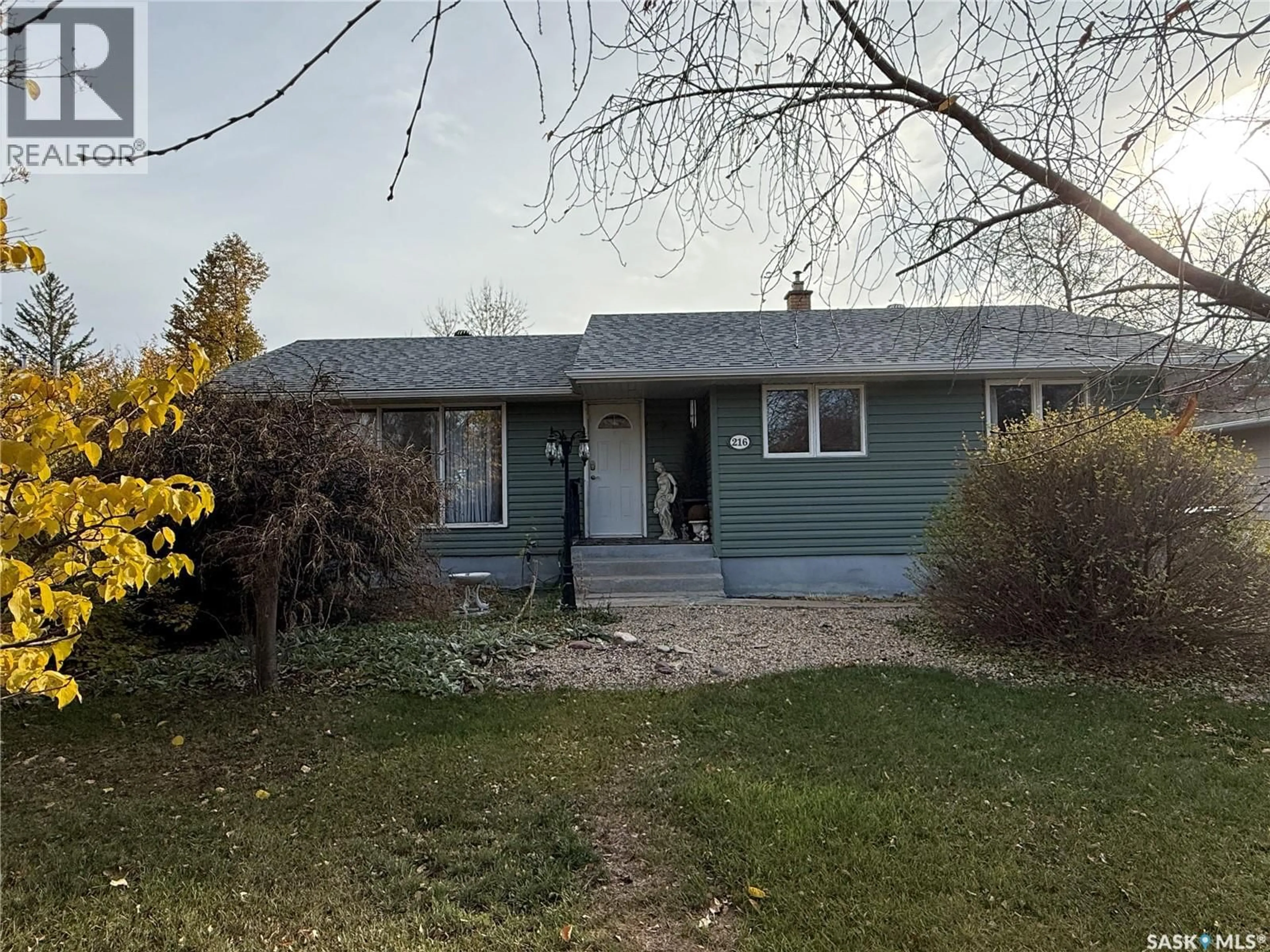 Unknown for 216 ASH DRIVE, Weyburn Saskatchewan S4H0S2