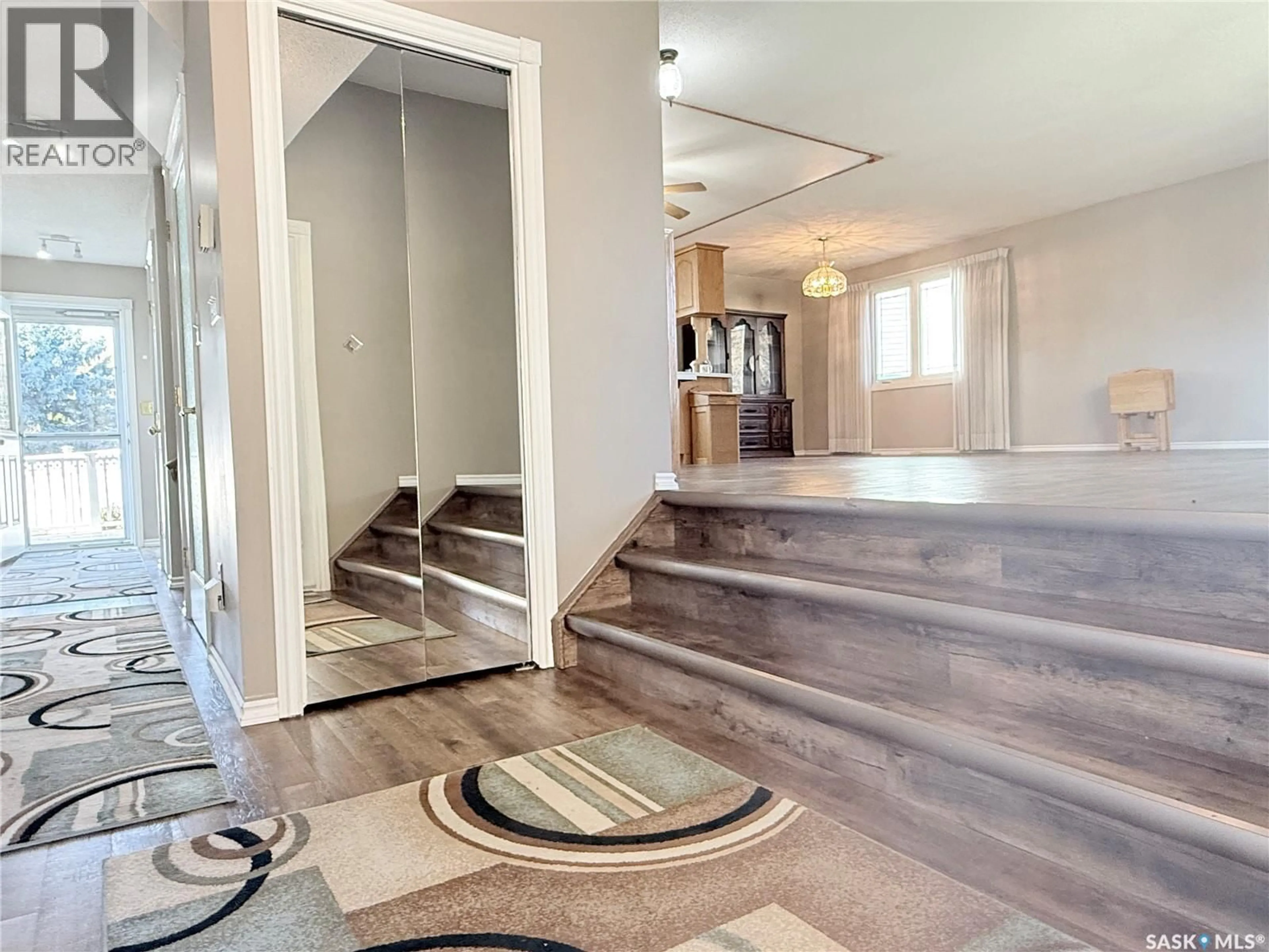 Indoor entryway for 505 9TH AVENUE, Melville Saskatchewan S0A2P0