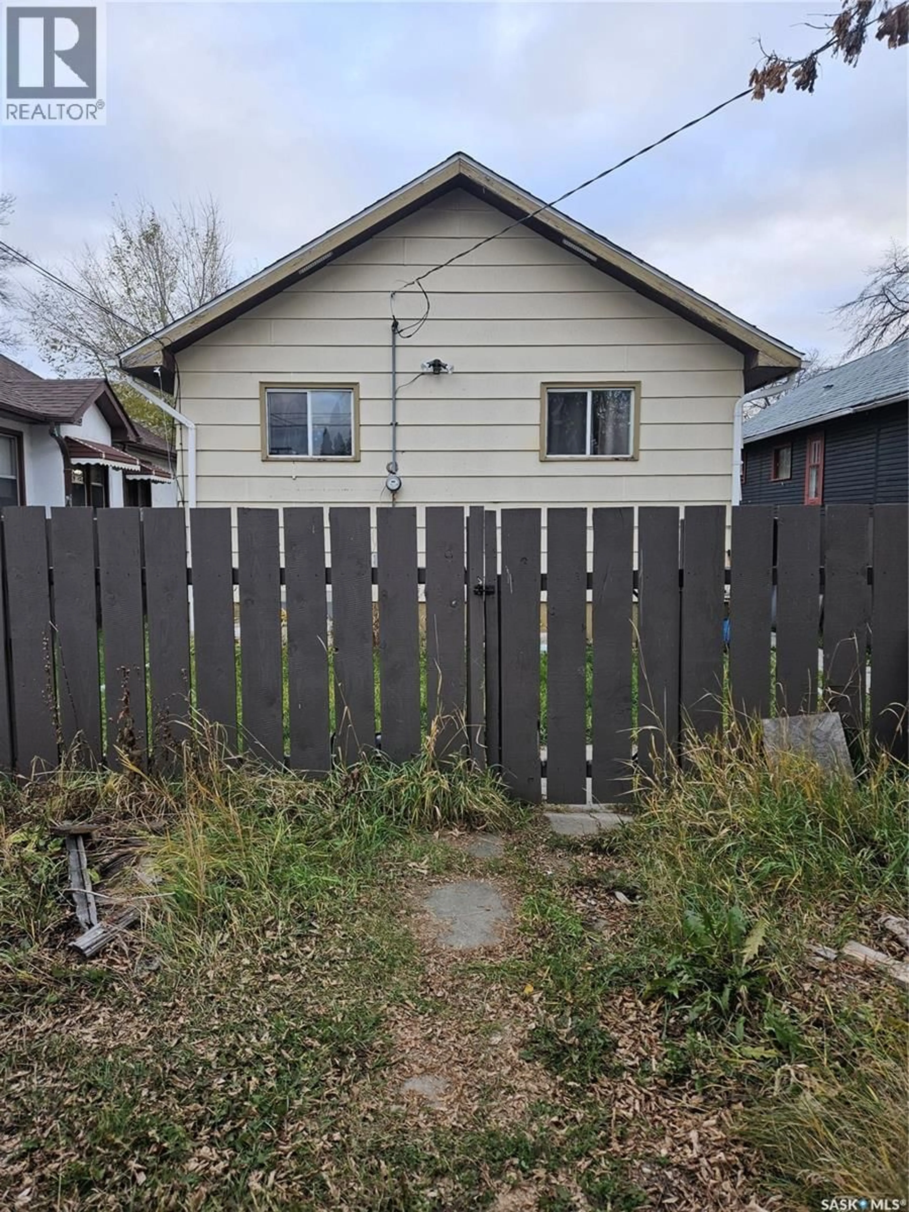 Shed for 552 10TH STREET, Prince Albert Saskatchewan S6V0Z6