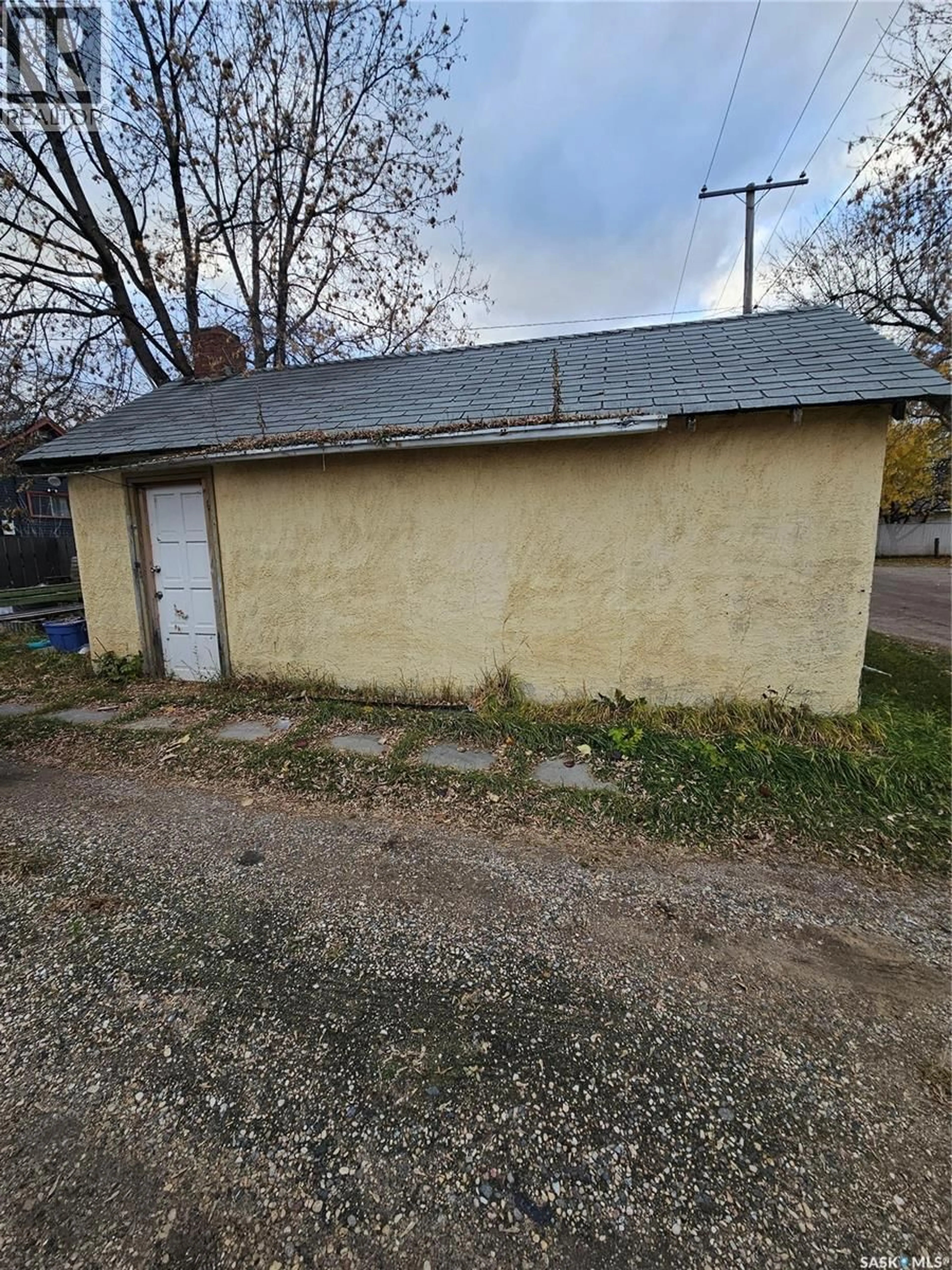 Shed for 552 10TH STREET, Prince Albert Saskatchewan S6V0Z6
