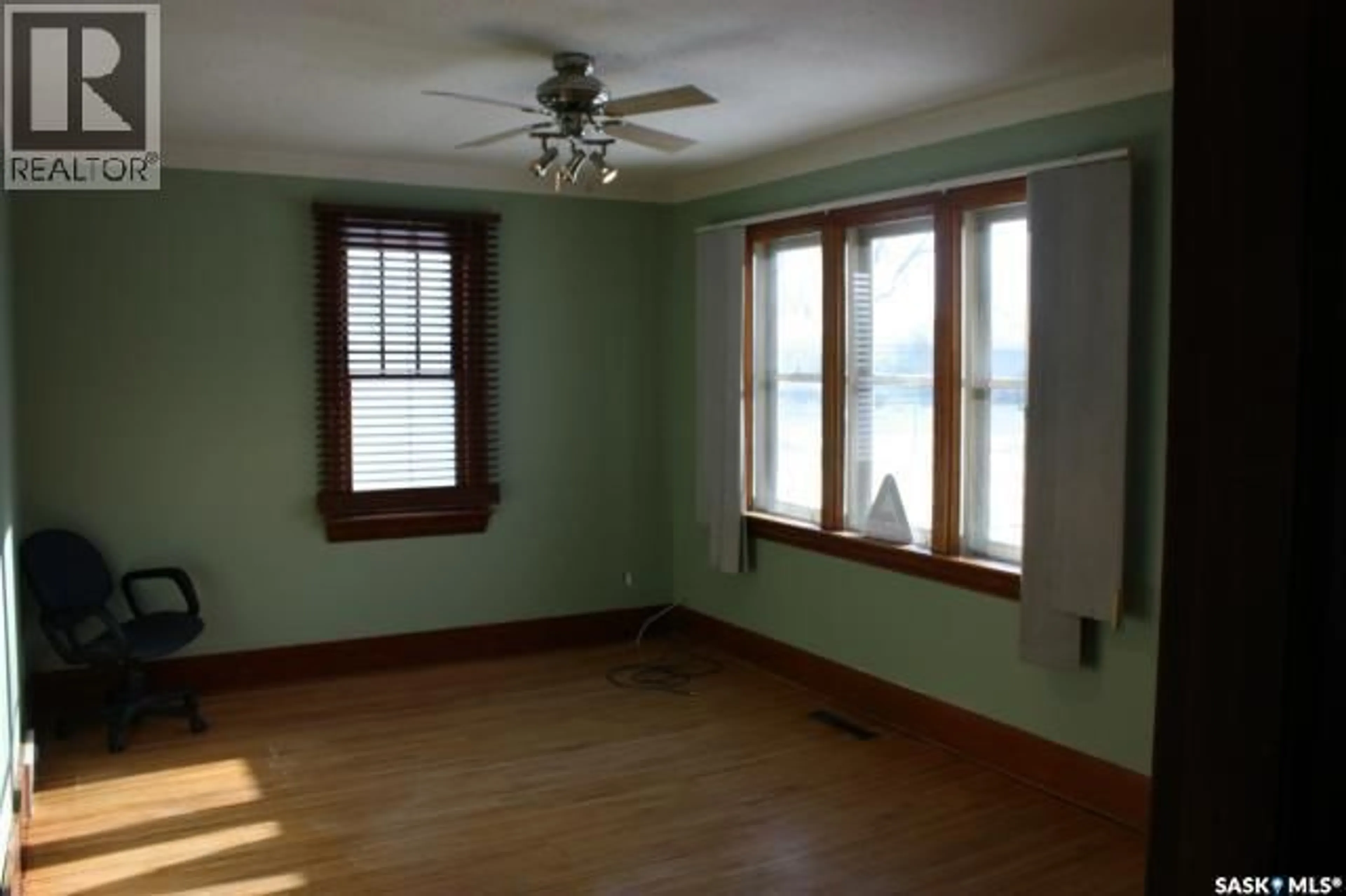 A pic of a room for 552 10TH STREET, Prince Albert Saskatchewan S6V0Z6