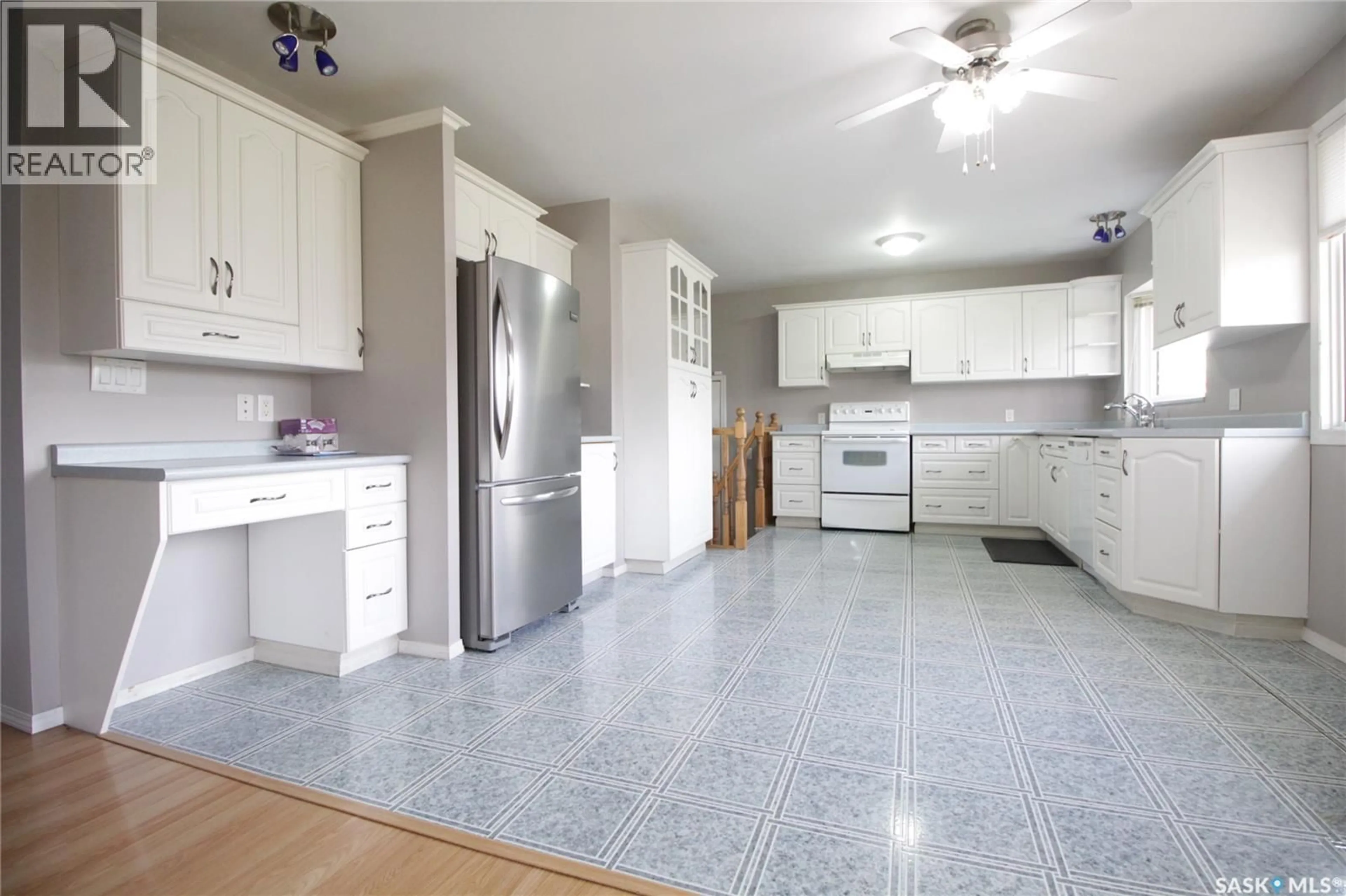 Open concept kitchen, ceramic/tile floor for 1518 CHESTNUT DRIVE, Moosomin Saskatchewan S0G3N0