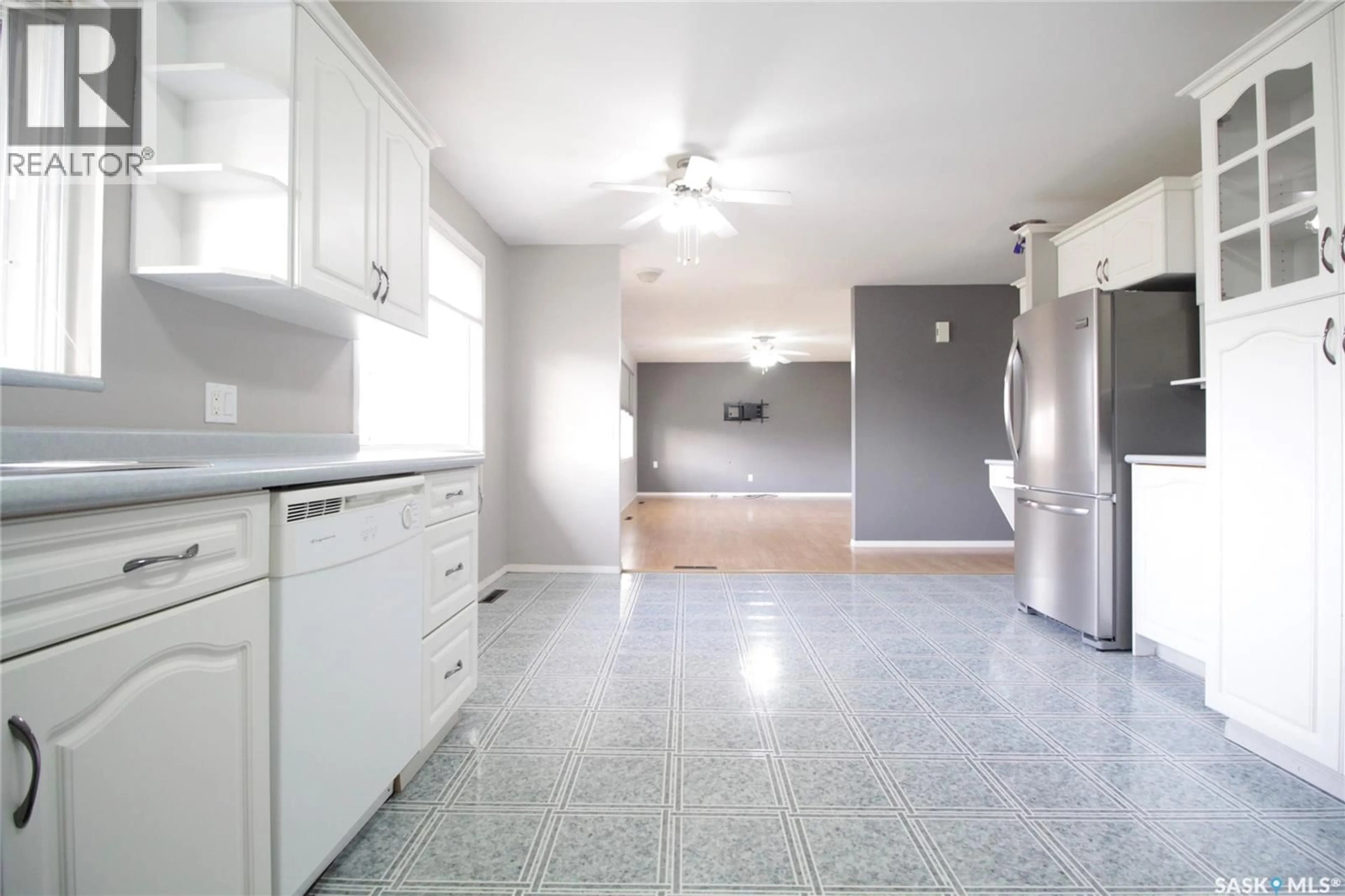 Standard kitchen, ceramic/tile floor for 1518 CHESTNUT DRIVE, Moosomin Saskatchewan S0G3N0