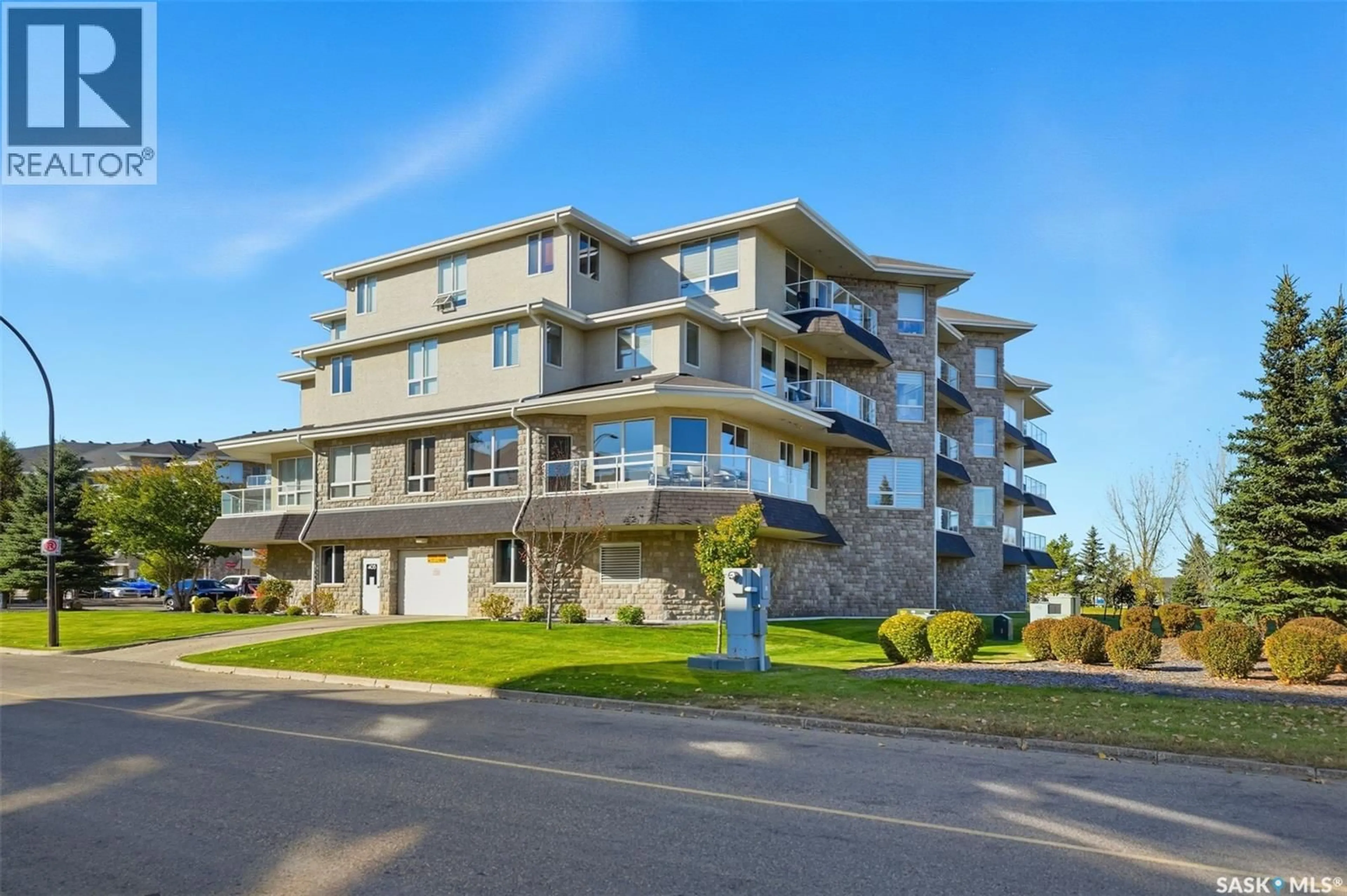 Unknown for 402 - 405 CARTWRIGHT STREET, Saskatoon Saskatchewan S7T0C8