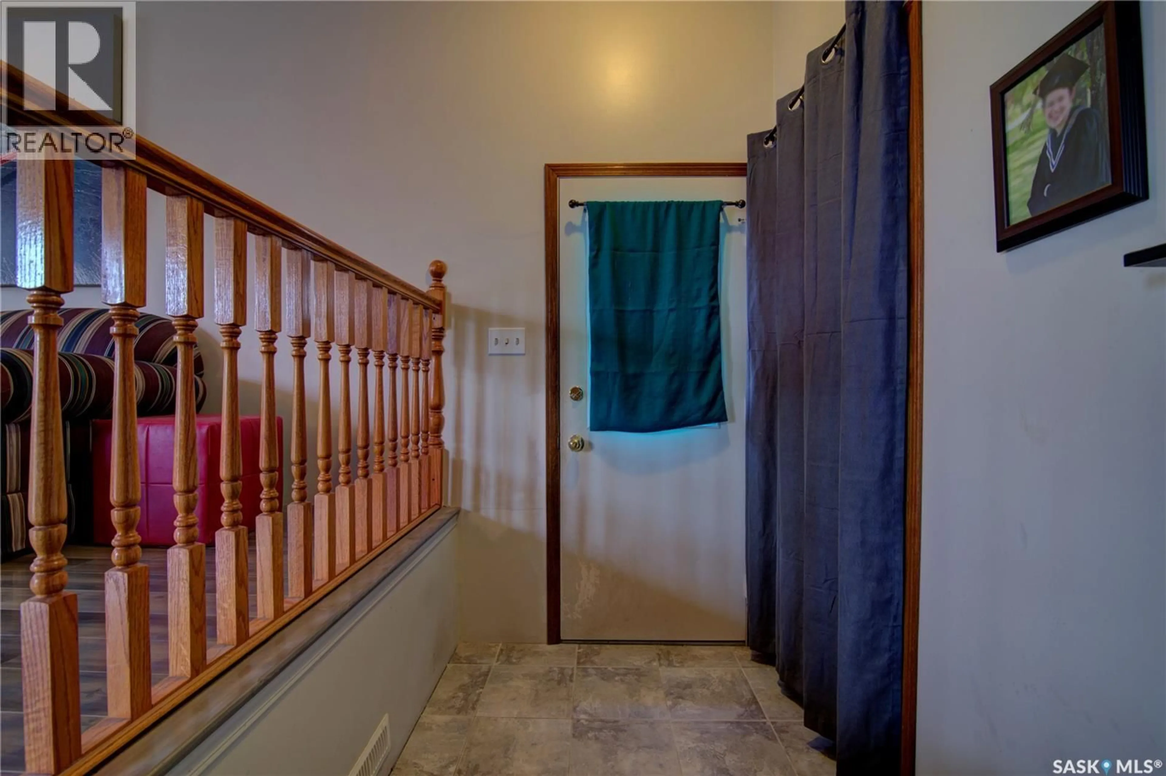 Unknown for 87 CARTER CRESCENT, Regina Saskatchewan S4X2C8