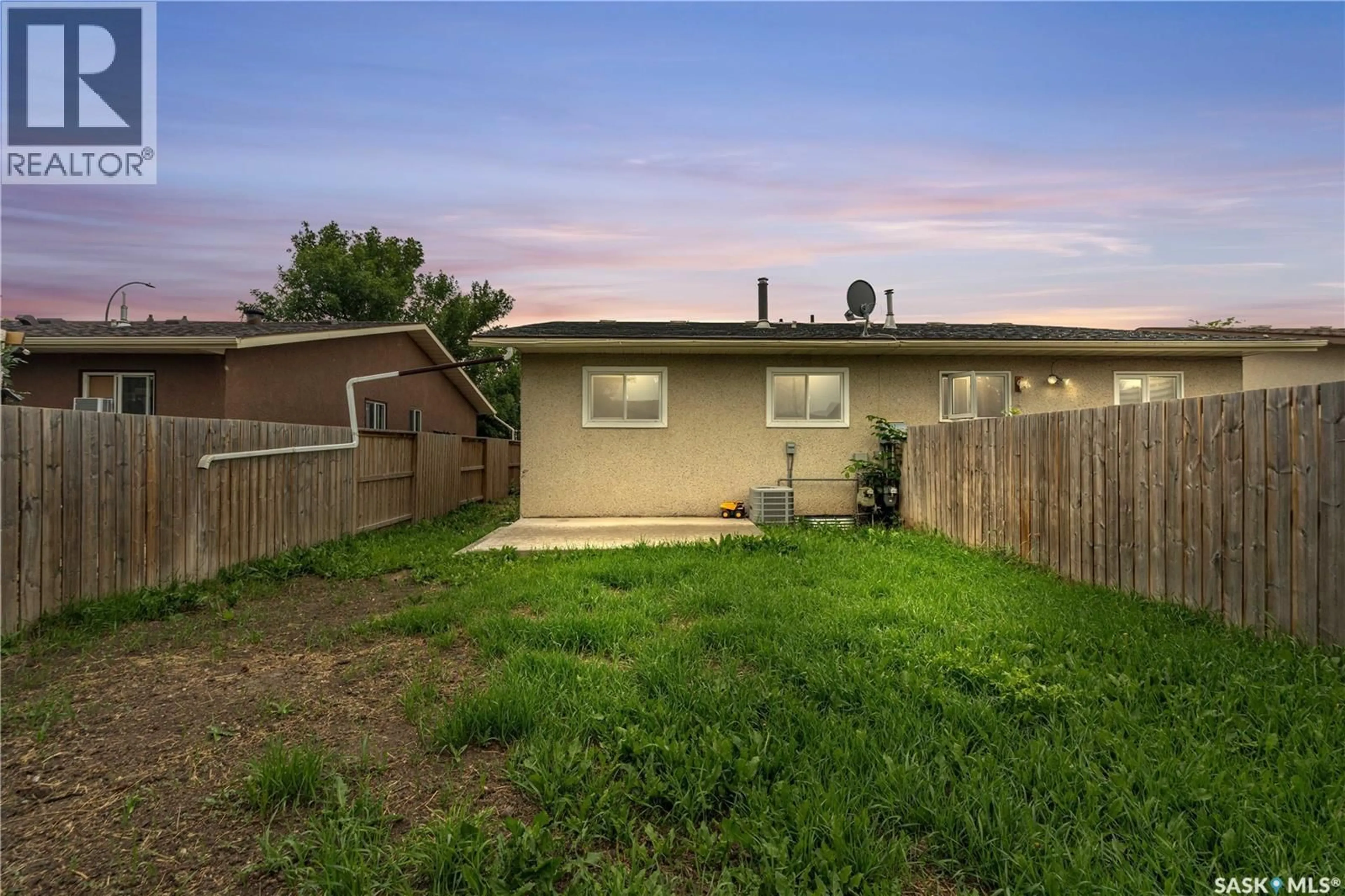 Unknown for 3922 - 303 DIEFENBAKER DRIVE, Saskatoon Saskatchewan S7L6C6