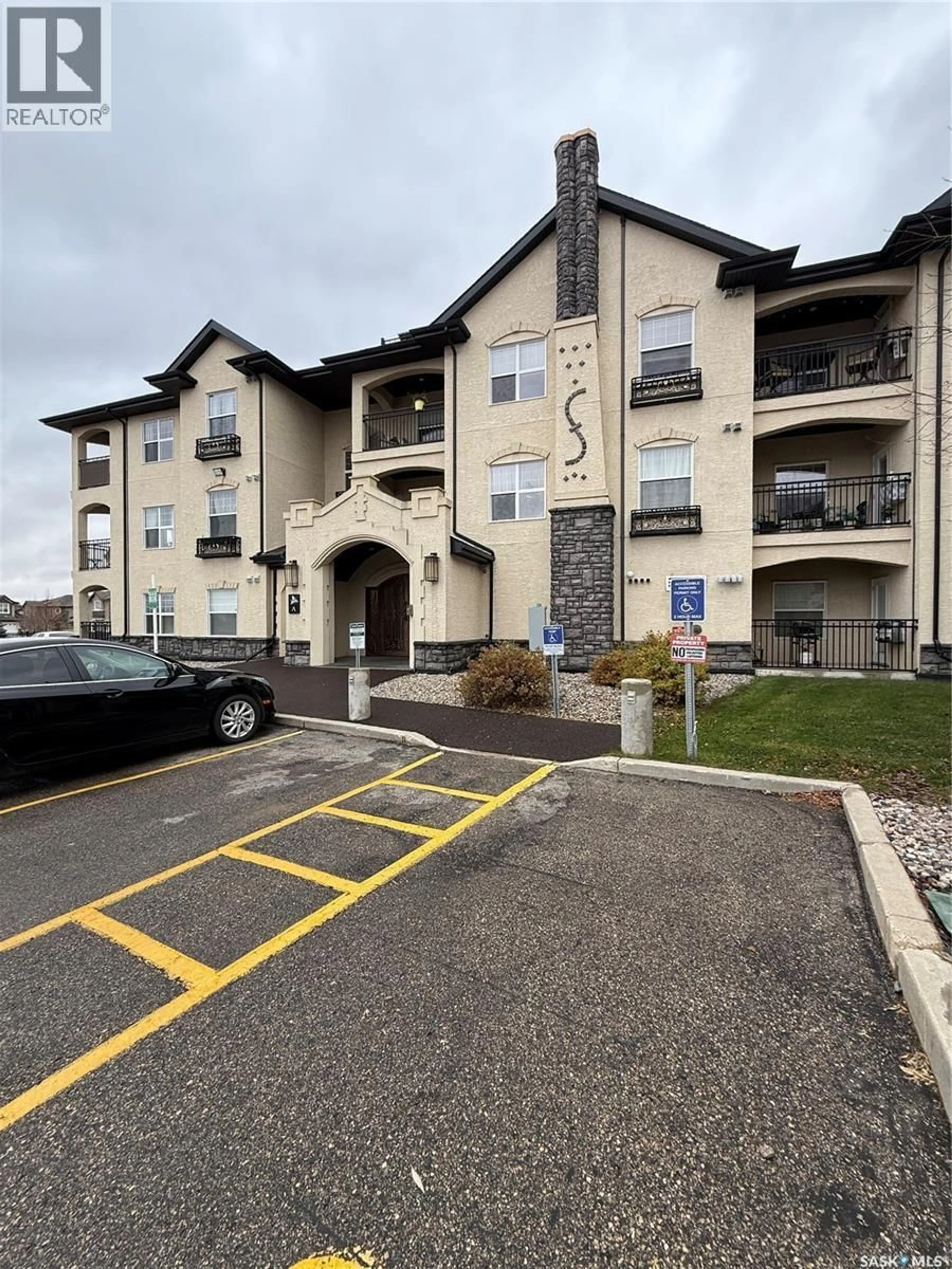 A pic from outside/outdoor area/front of a property/back of a property/a pic from drone, unknown for 314A HUNTER ROAD, Saskatoon Saskatchewan