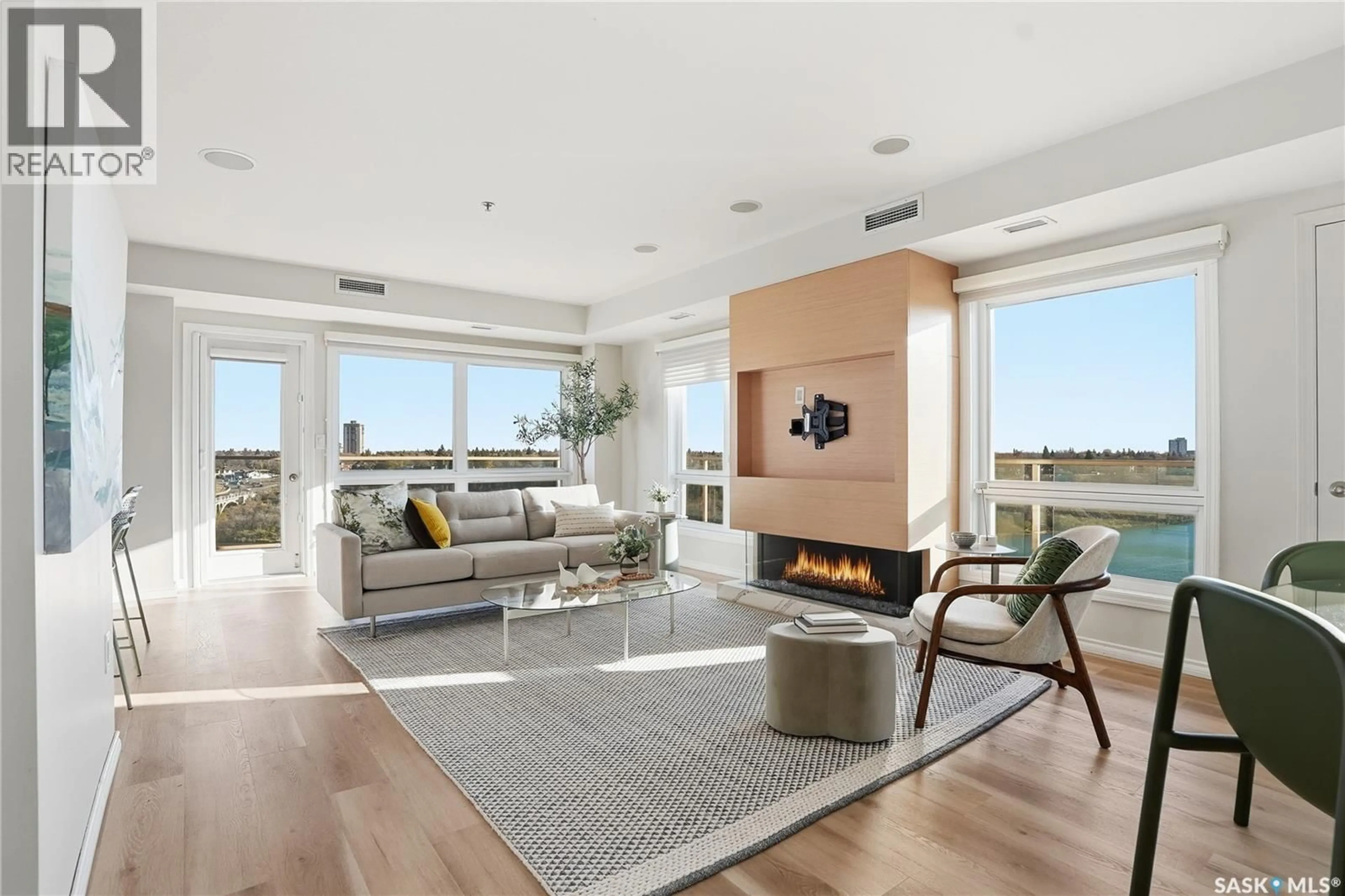 Living room with furniture, unknown for 902 - 1308 SPADINA CRESCENT E, Saskatoon Saskatchewan S7K0G8