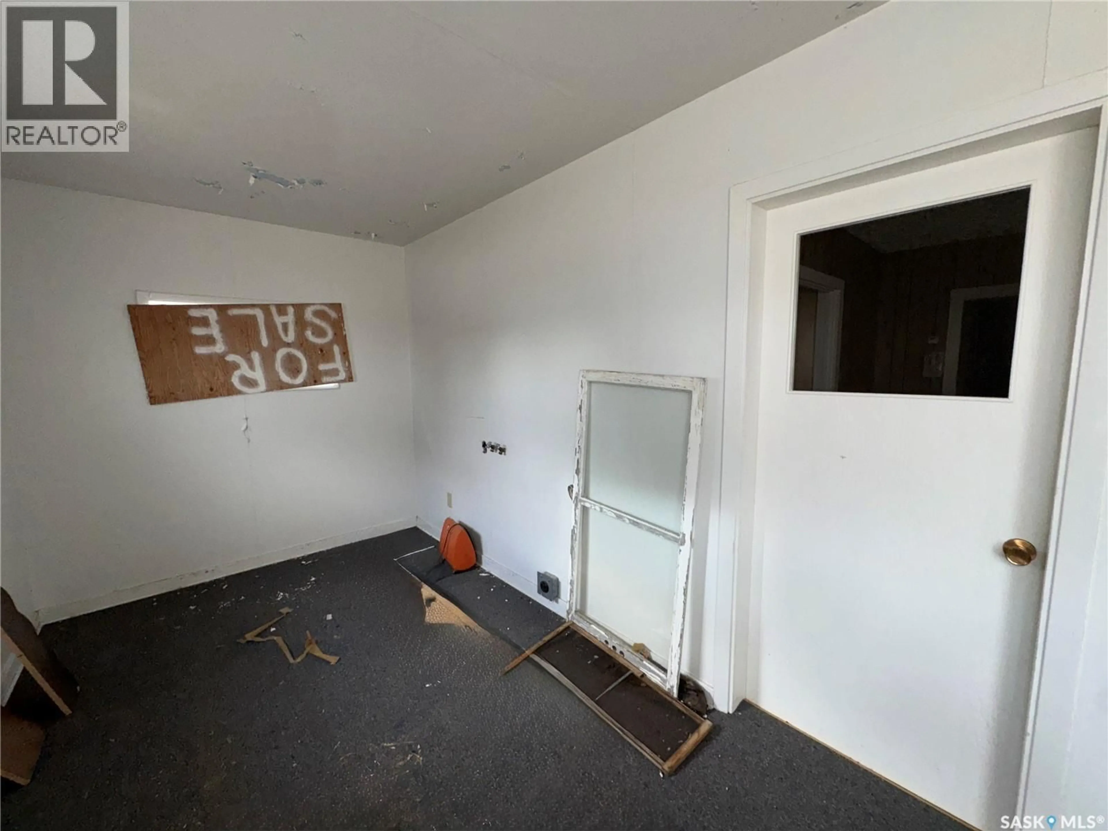 A pic of a room for 220 6TH AVENUE, Biggar Saskatchewan S0K0M0