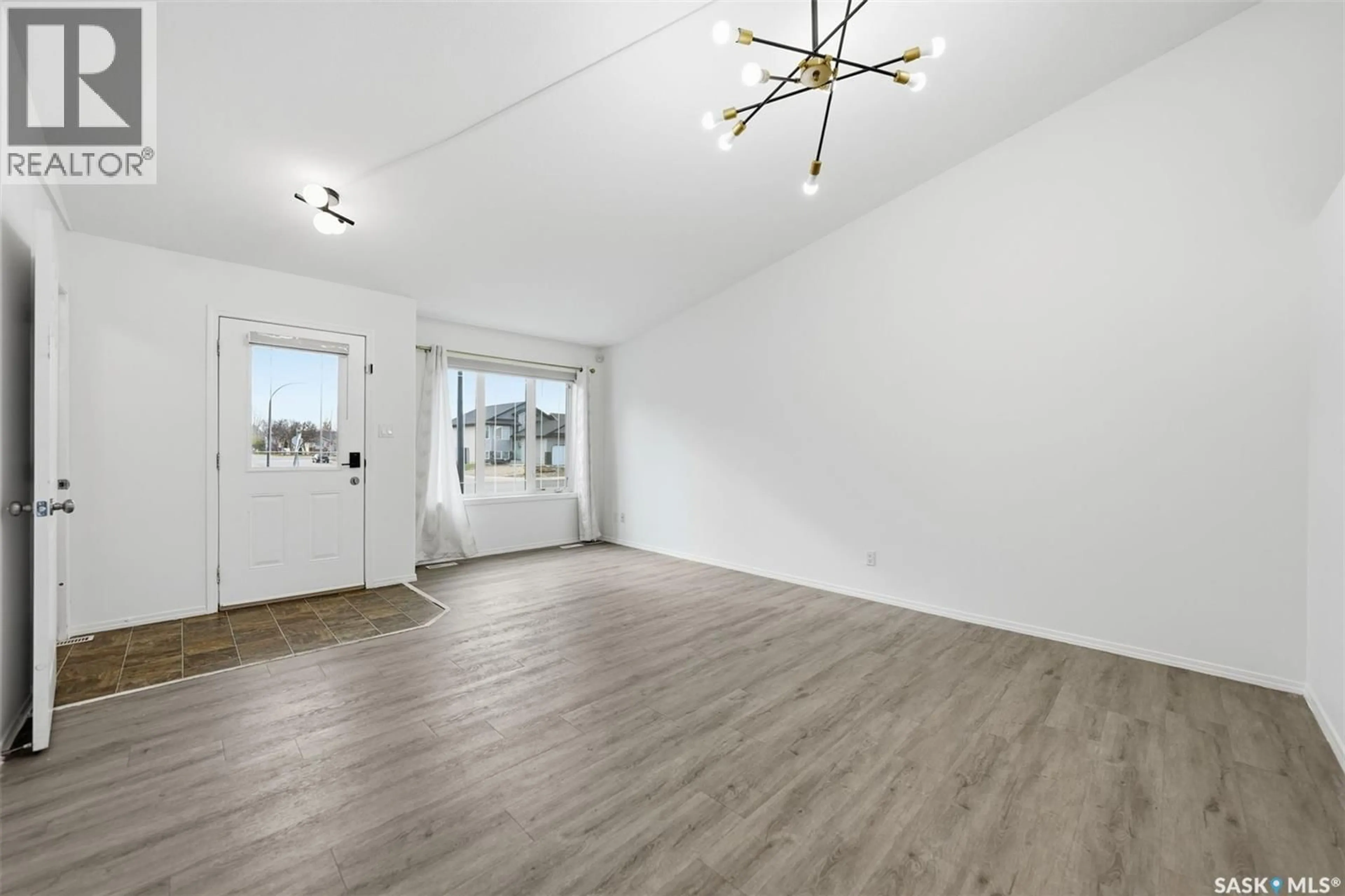 A pic of a room for 3290 MCCLOCKLIN ROAD, Saskatoon Saskatchewan S7R0B9