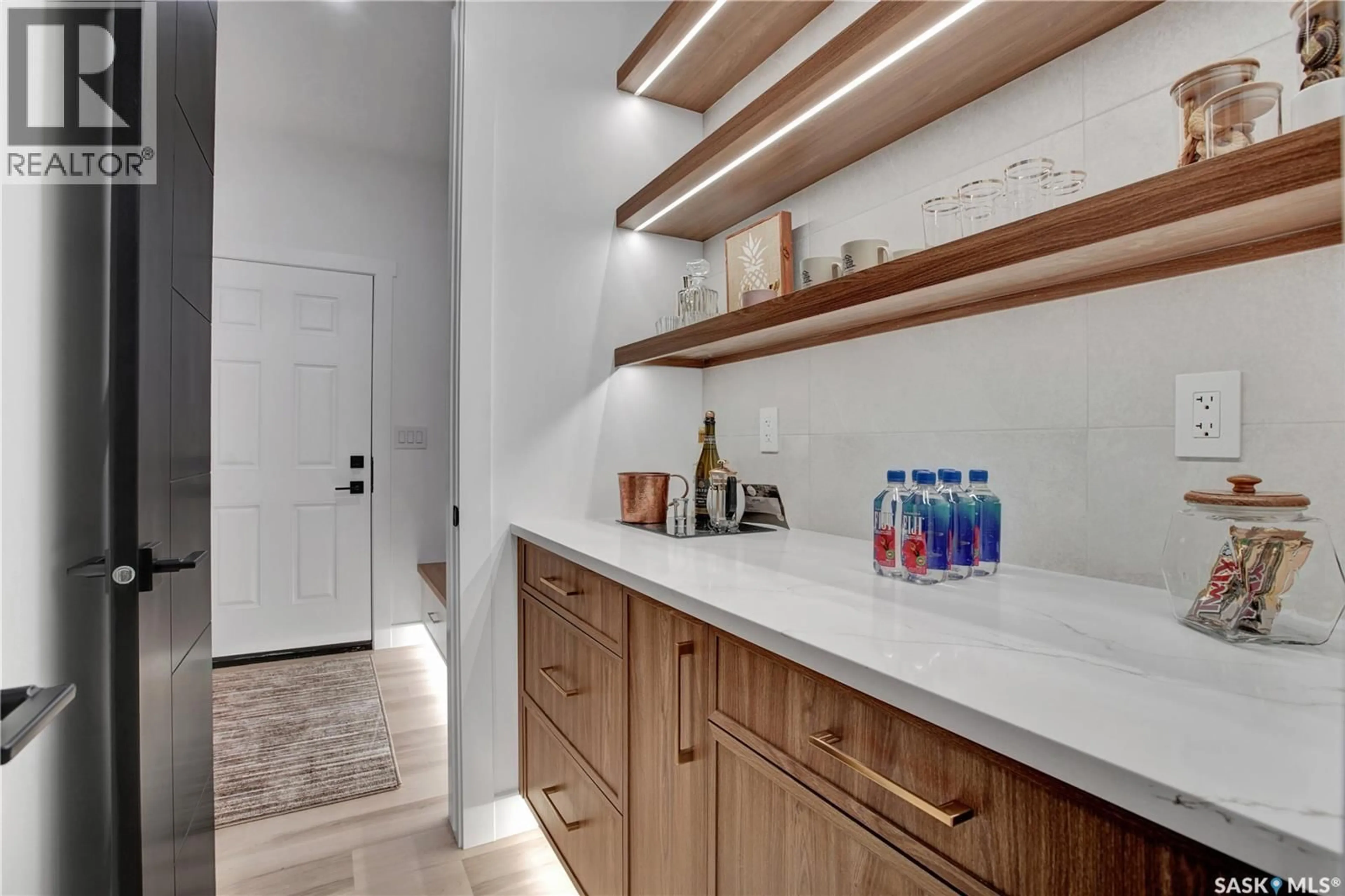 Unknown for 911 TRAEGER MANOR, Saskatoon Saskatchewan S7N4V6