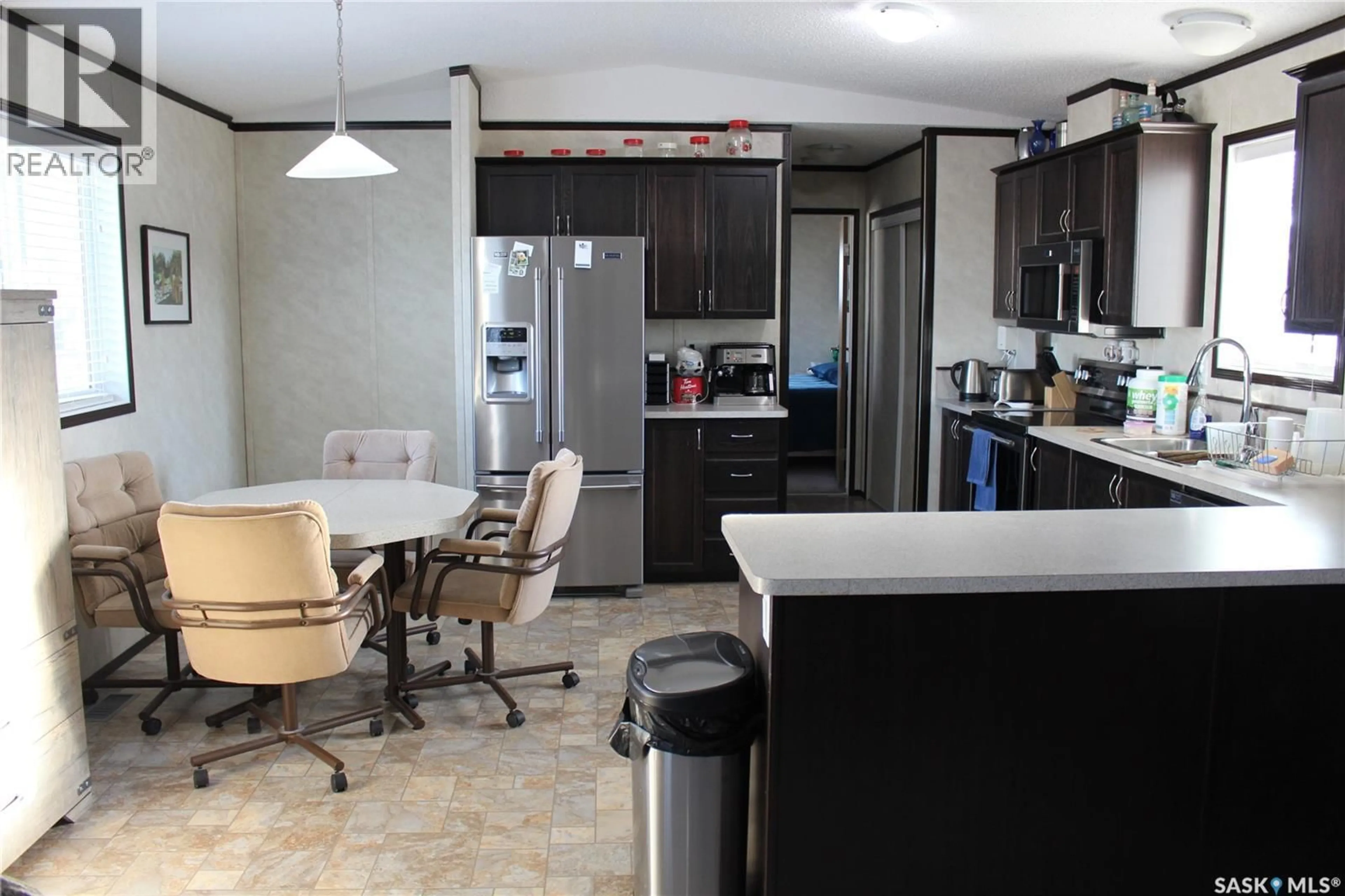 Open concept kitchen, unknown for 226 13TH STREET, Humboldt Saskatchewan S0K2A0